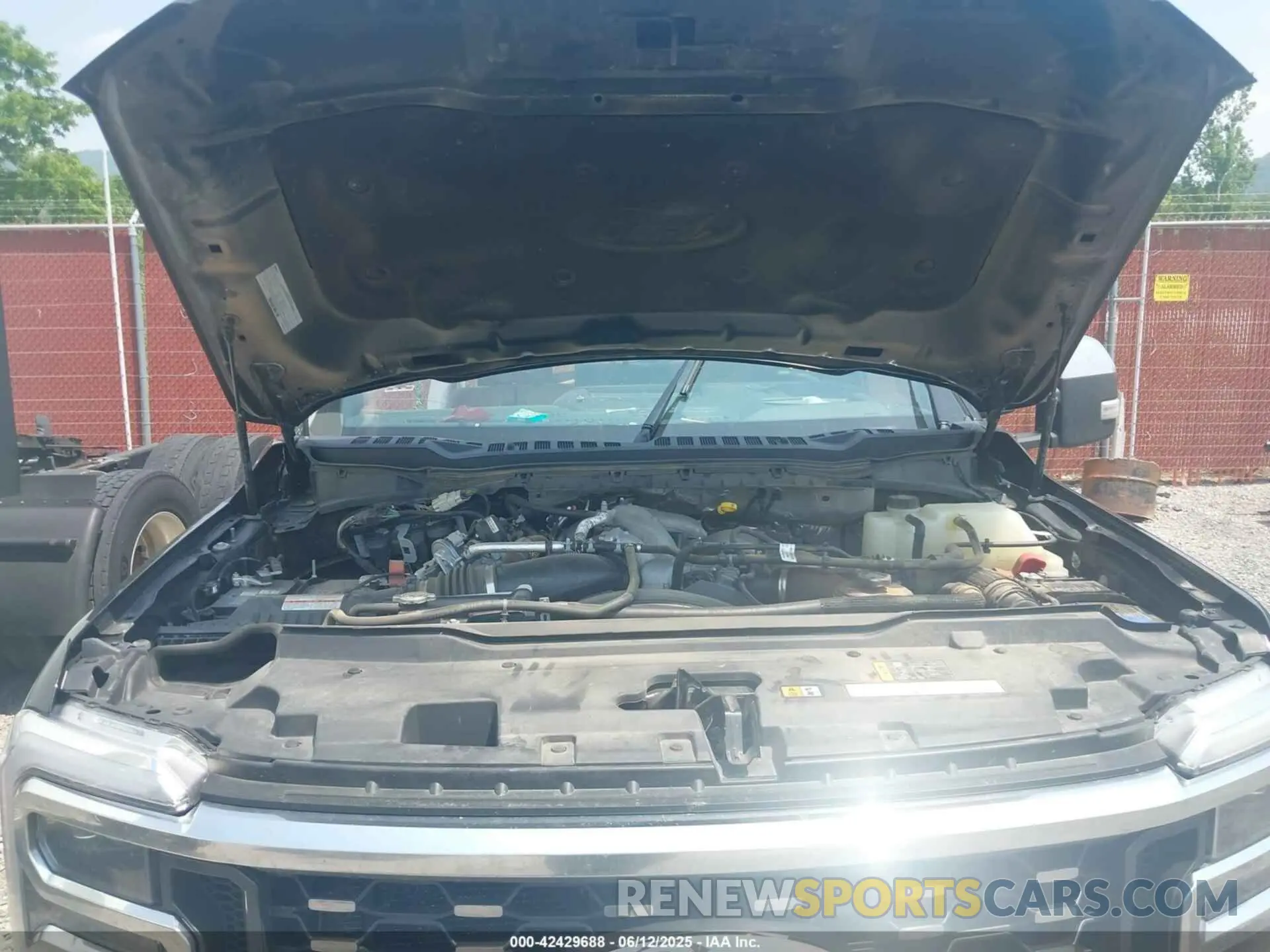 10 Photograph of a damaged car 1FT8W4DT9REF24843 FORD F-450 2024