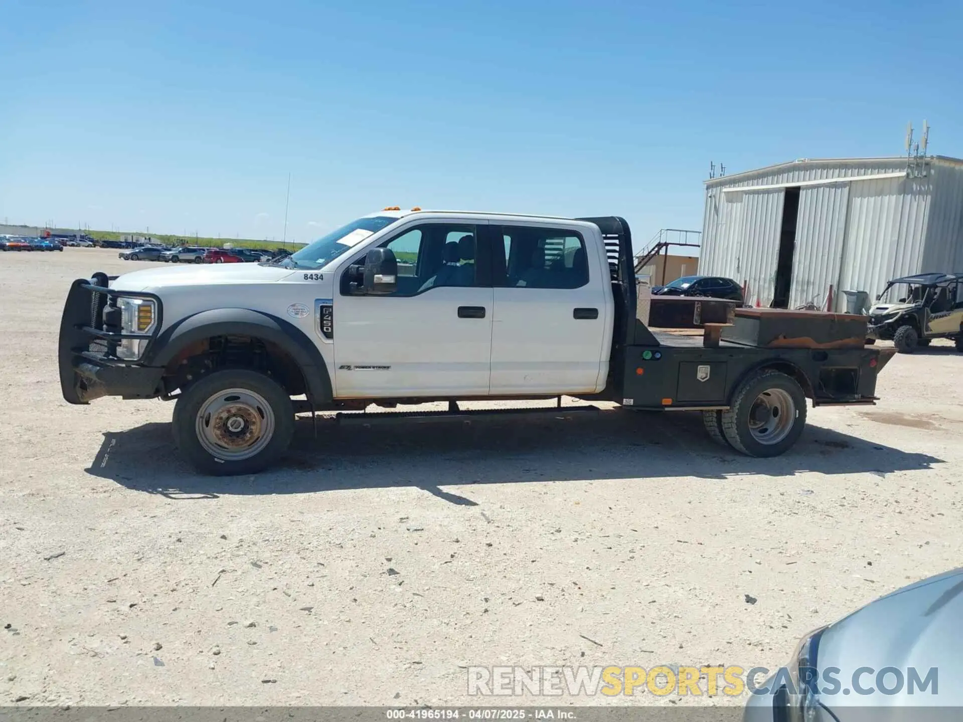 14 Photograph of a damaged car 1FD0W4HT8KEG48434 FORD F-450 CHASSIS 2019