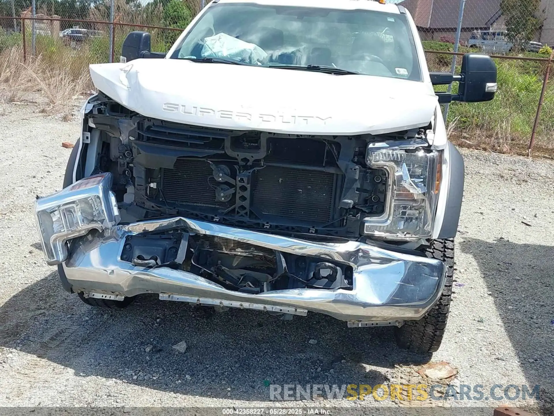 11 Photograph of a damaged car 1FD9X4HT0KEE68921 FORD F-450 CHASSIS 2019