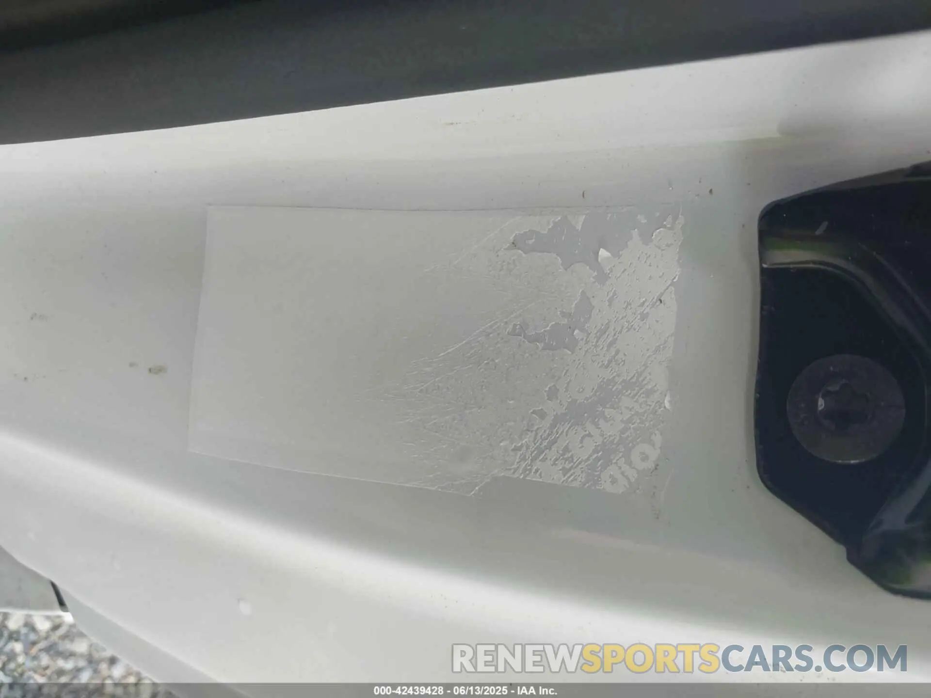 8 Photograph of a damaged car 1FDUF4HT1KDA05110 FORD F-450 CHASSIS 2019