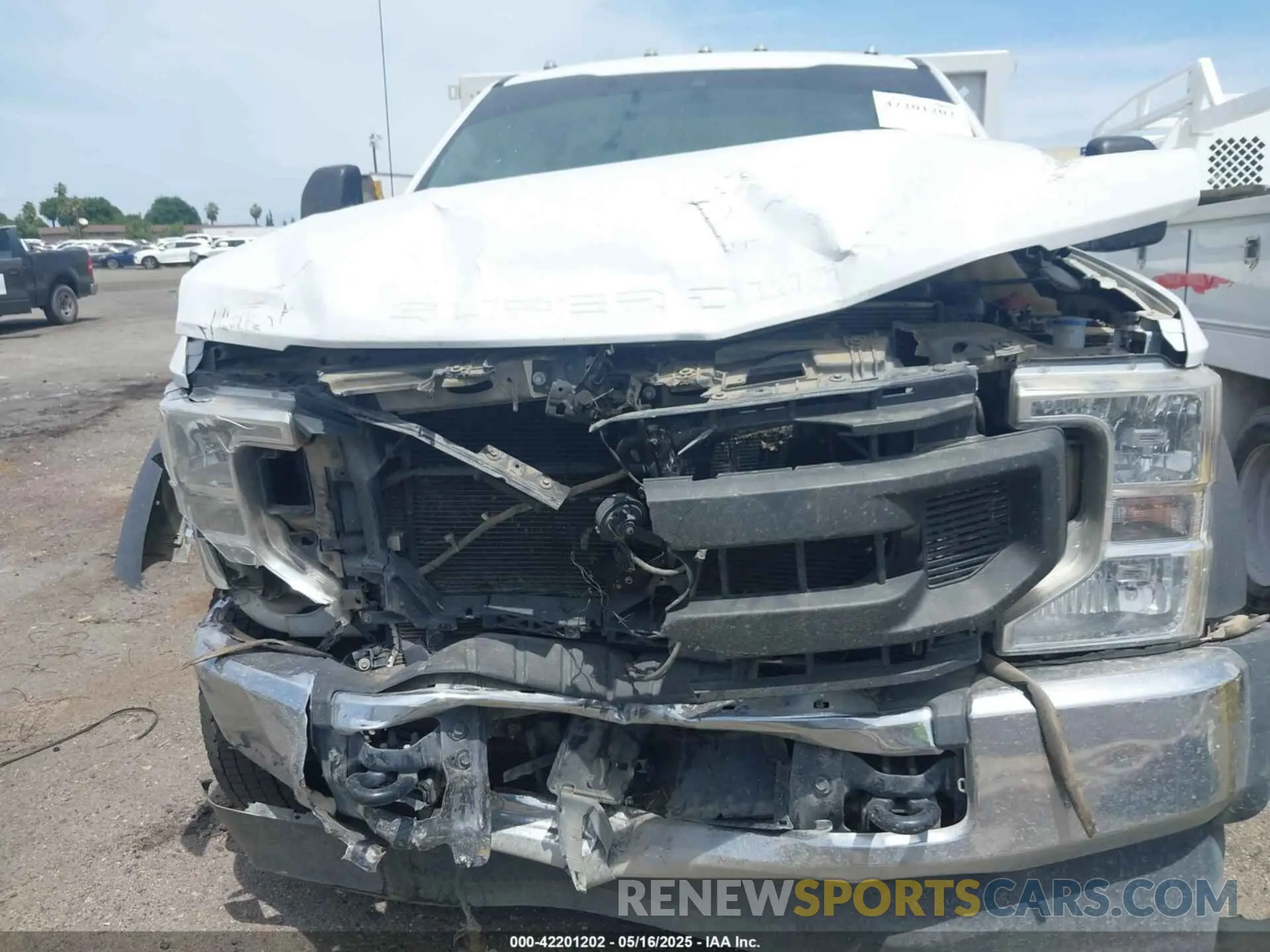 14 Photograph of a damaged car 1FDUF4HT7LDA04786 FORD F-450 CHASSIS 2020