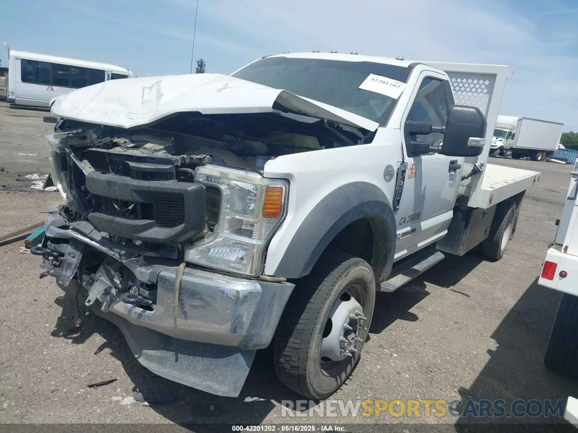 2 Photograph of a damaged car 1FDUF4HT7LDA04786 FORD F-450 CHASSIS 2020