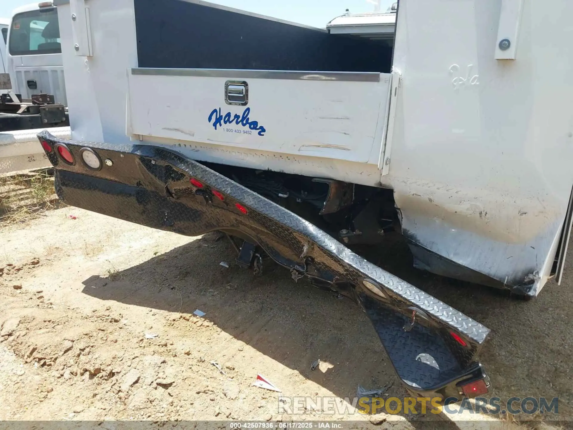 11 Photograph of a damaged car 1FD0W4GT2PED65181 FORD F-450 CHASSIS 2023