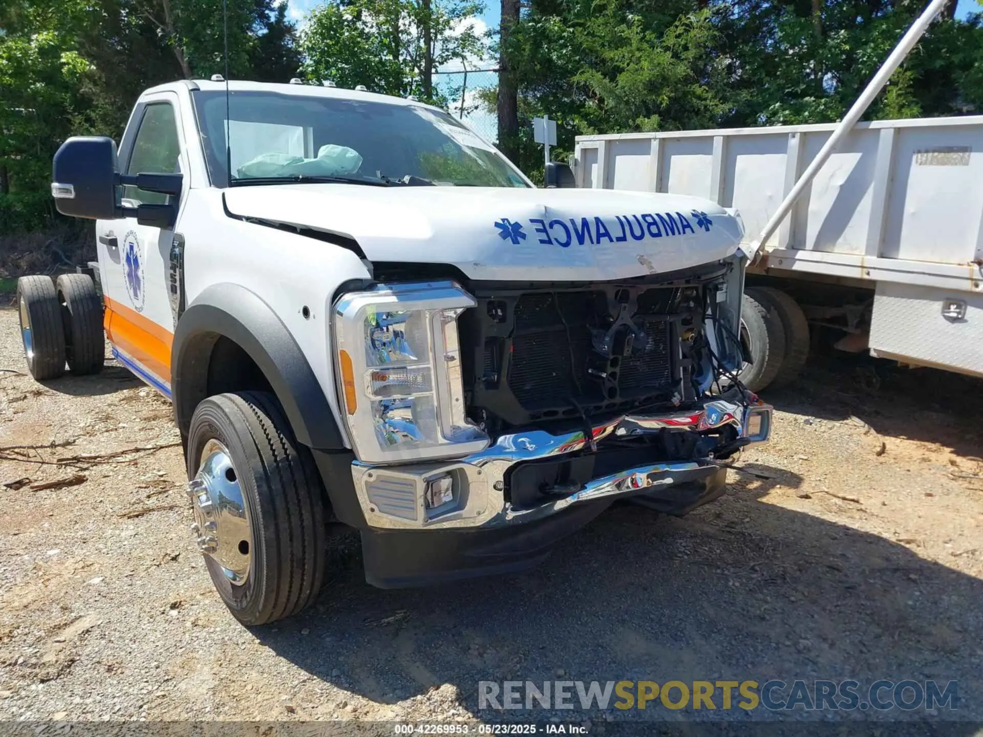 15 Photograph of a damaged car 1FDUF4HTXPDA06103 FORD F-450 CHASSIS 2023
