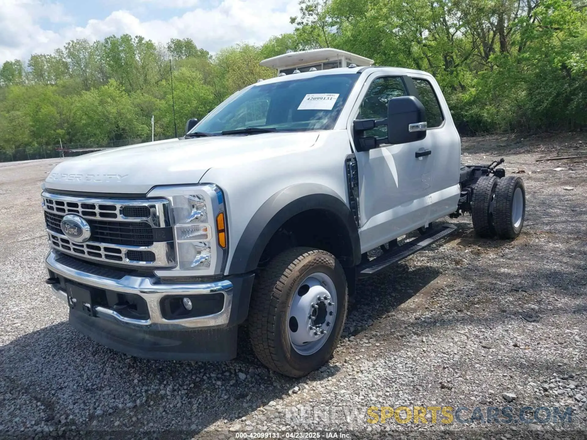 2 Photograph of a damaged car 1FD0X4HN8REE01195 FORD F-450 CHASSIS 2024