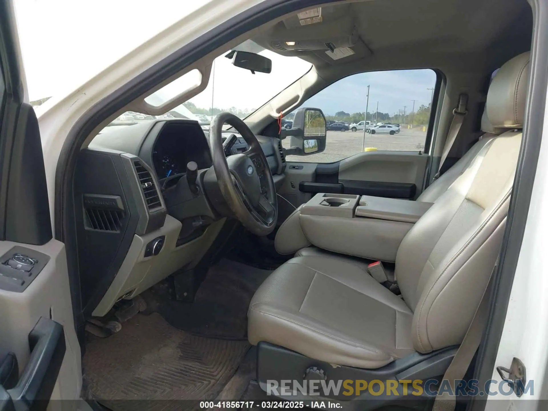 6 Photograph of a damaged car 1FD0W5GT0KEG57605 FORD F-550 CHASSIS 2019