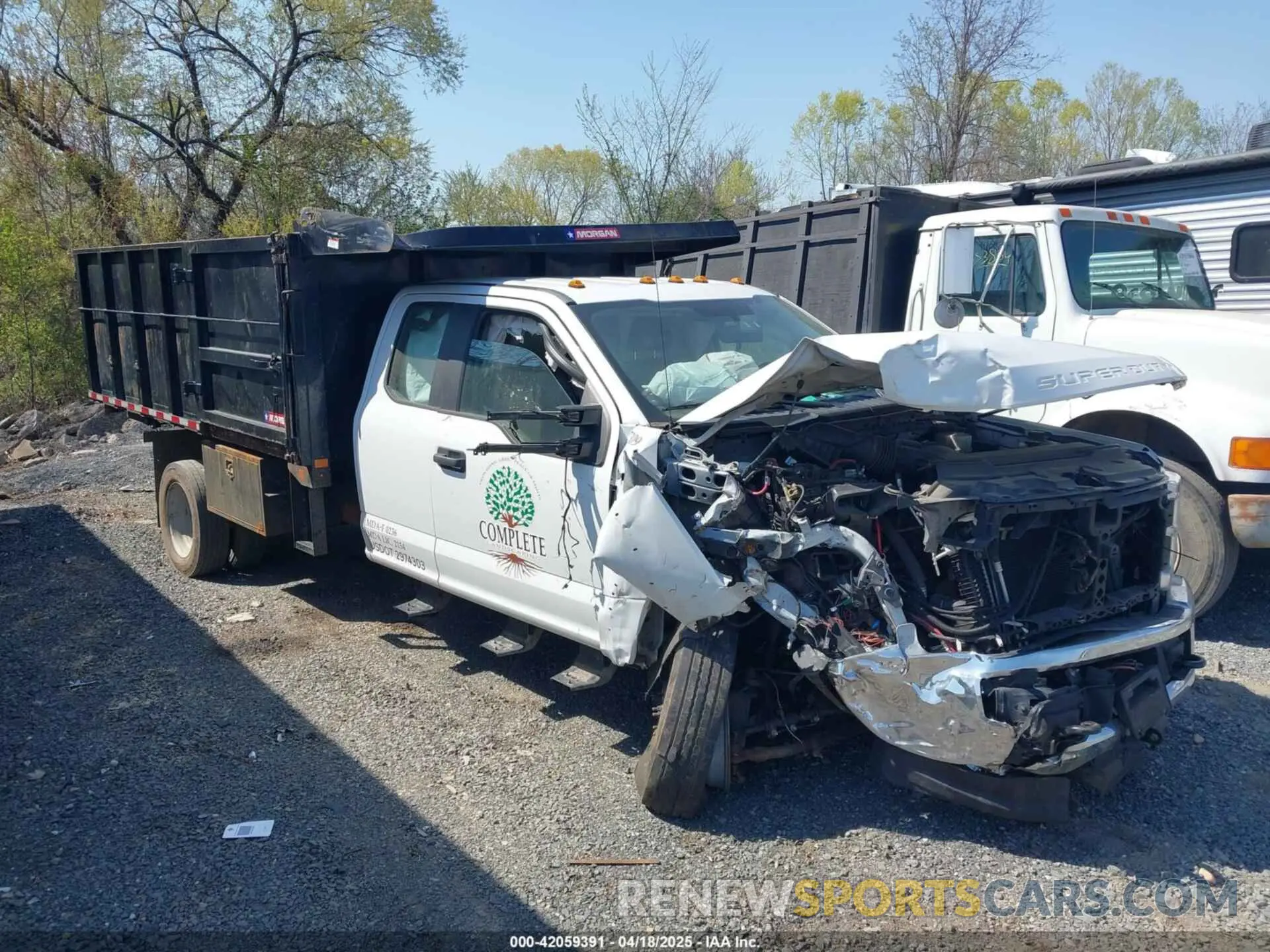 1 Photograph of a damaged car 1FD0X5HY2KEE13722 FORD F-550 CHASSIS 2019