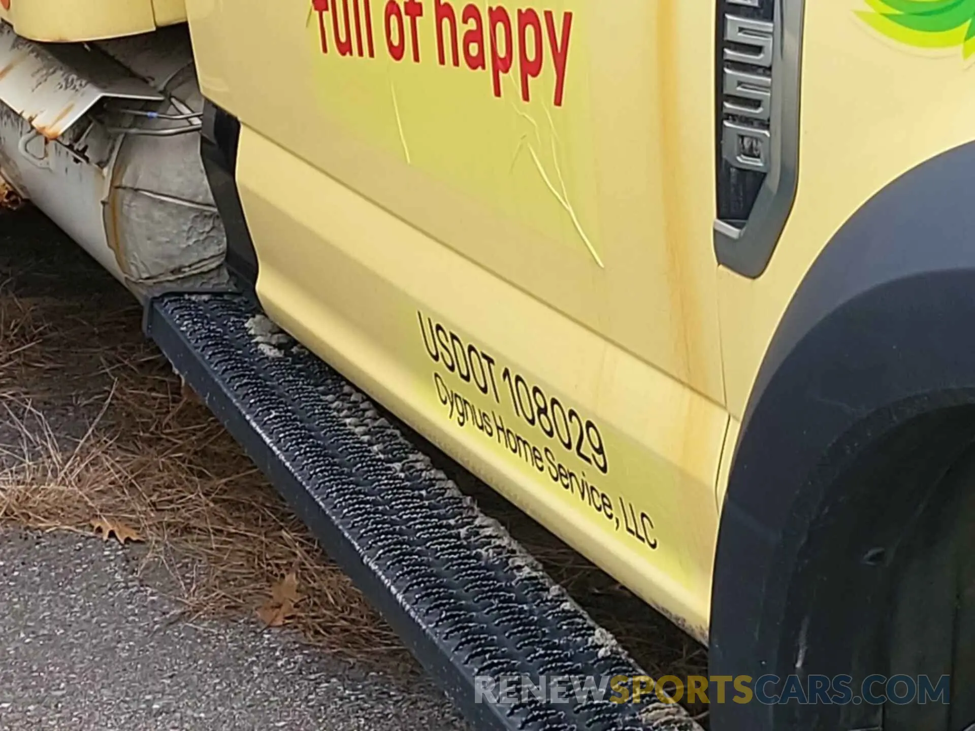 13 Photograph of a damaged car 1FDUF5GY1KEE44207 FORD F-550 CHASSIS 2019