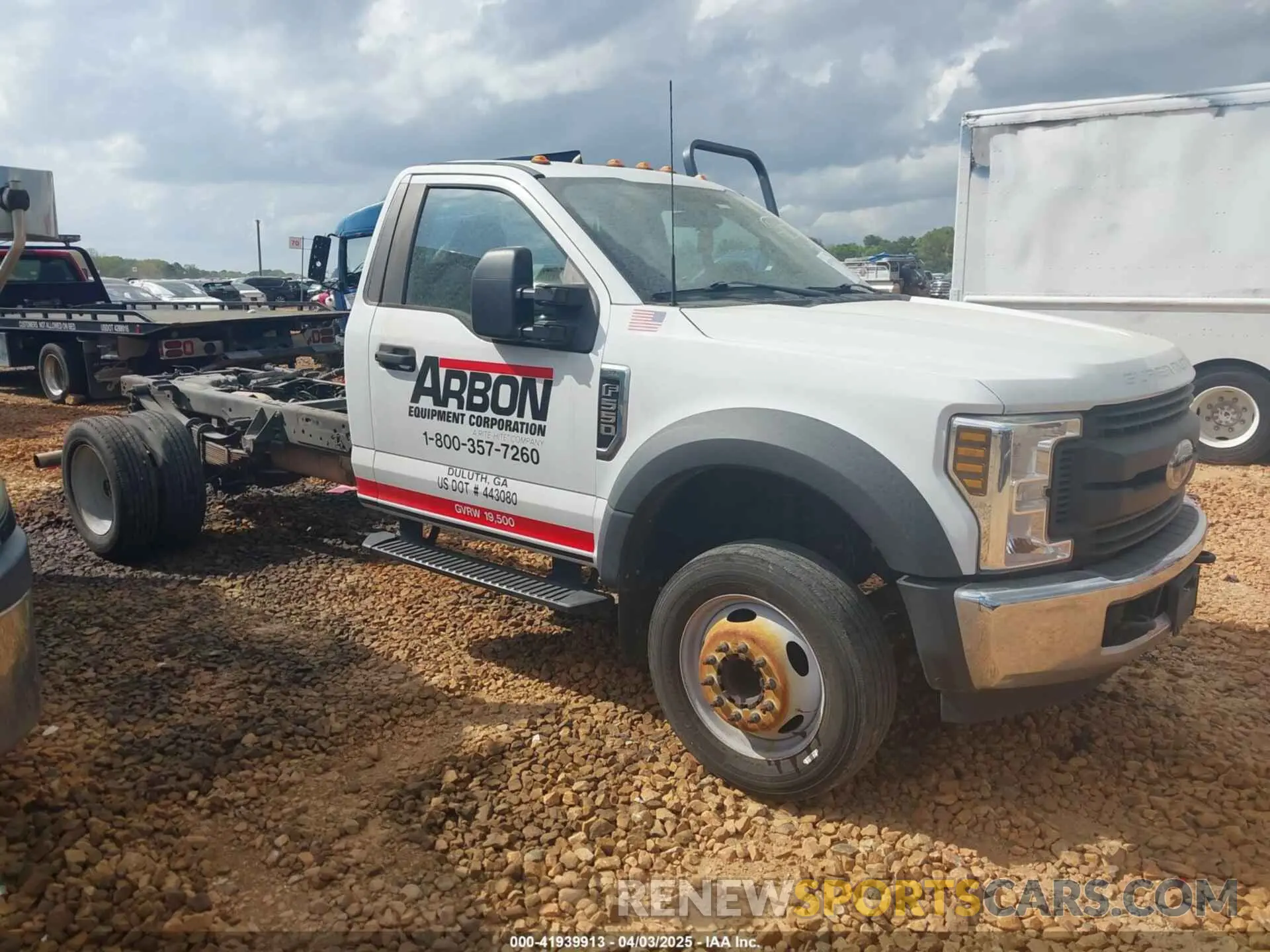 13 Photograph of a damaged car 1FDUF5GY3KDA01451 FORD F-550 CHASSIS 2019