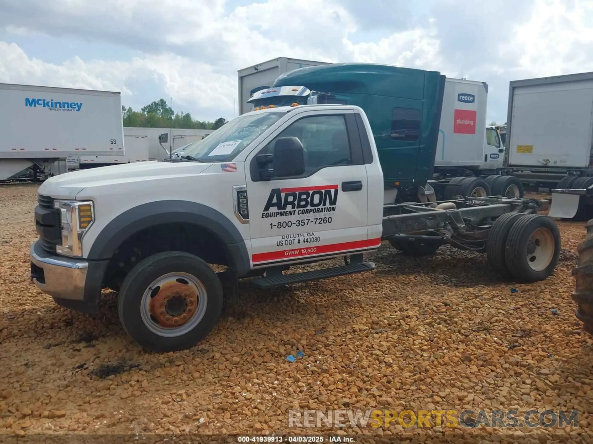 14 Photograph of a damaged car 1FDUF5GY3KDA01451 FORD F-550 CHASSIS 2019