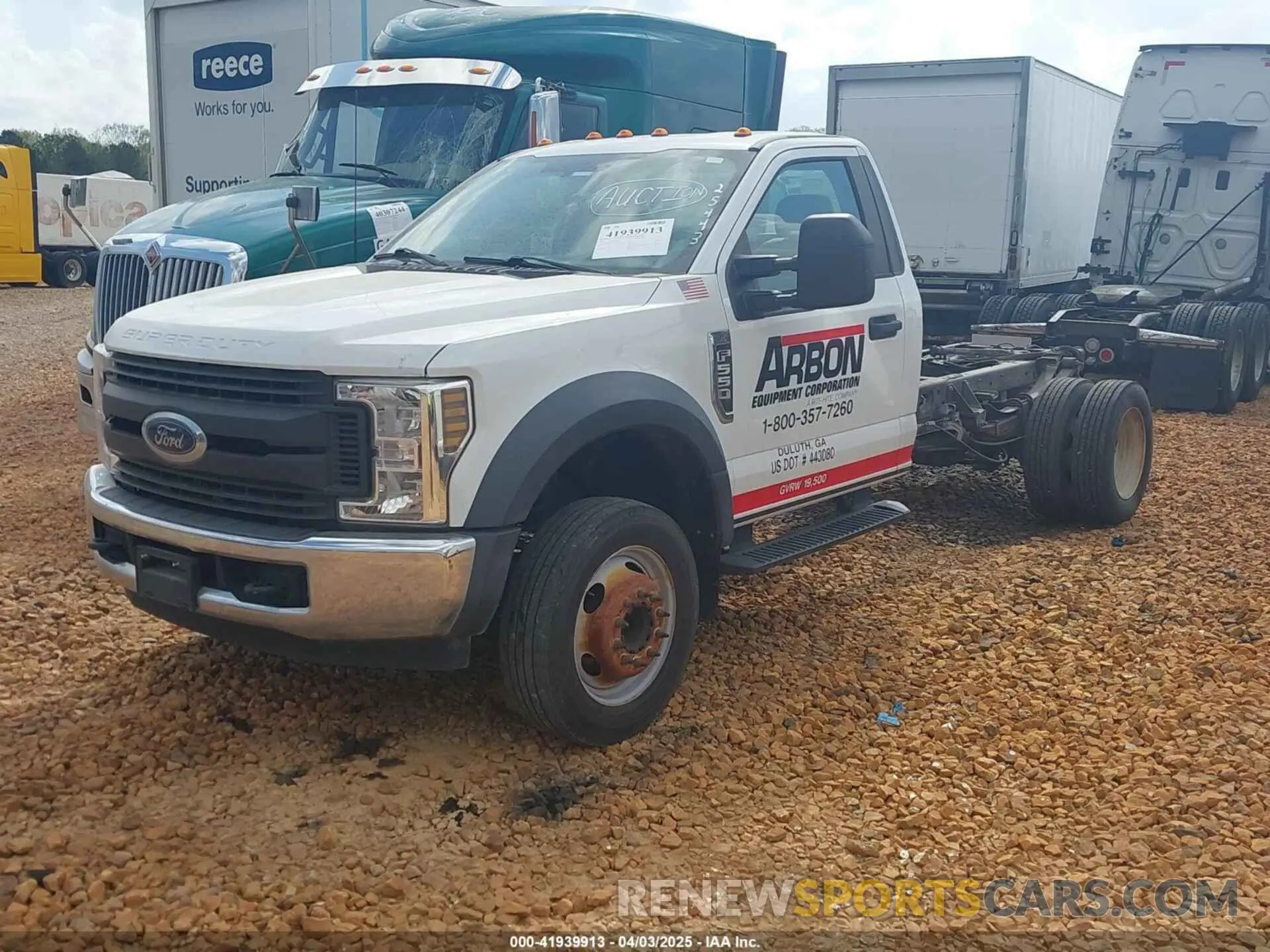 2 Photograph of a damaged car 1FDUF5GY3KDA01451 FORD F-550 CHASSIS 2019