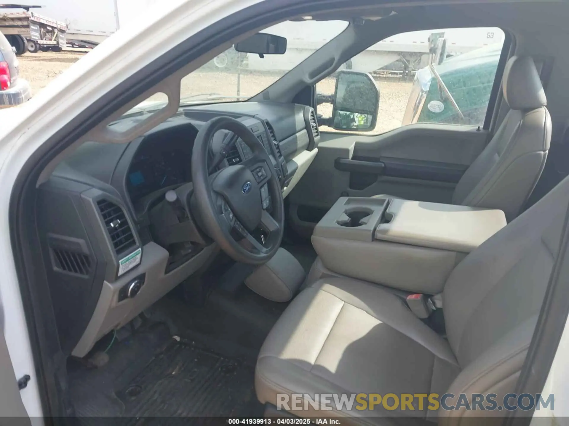 6 Photograph of a damaged car 1FDUF5GY3KDA01451 FORD F-550 CHASSIS 2019