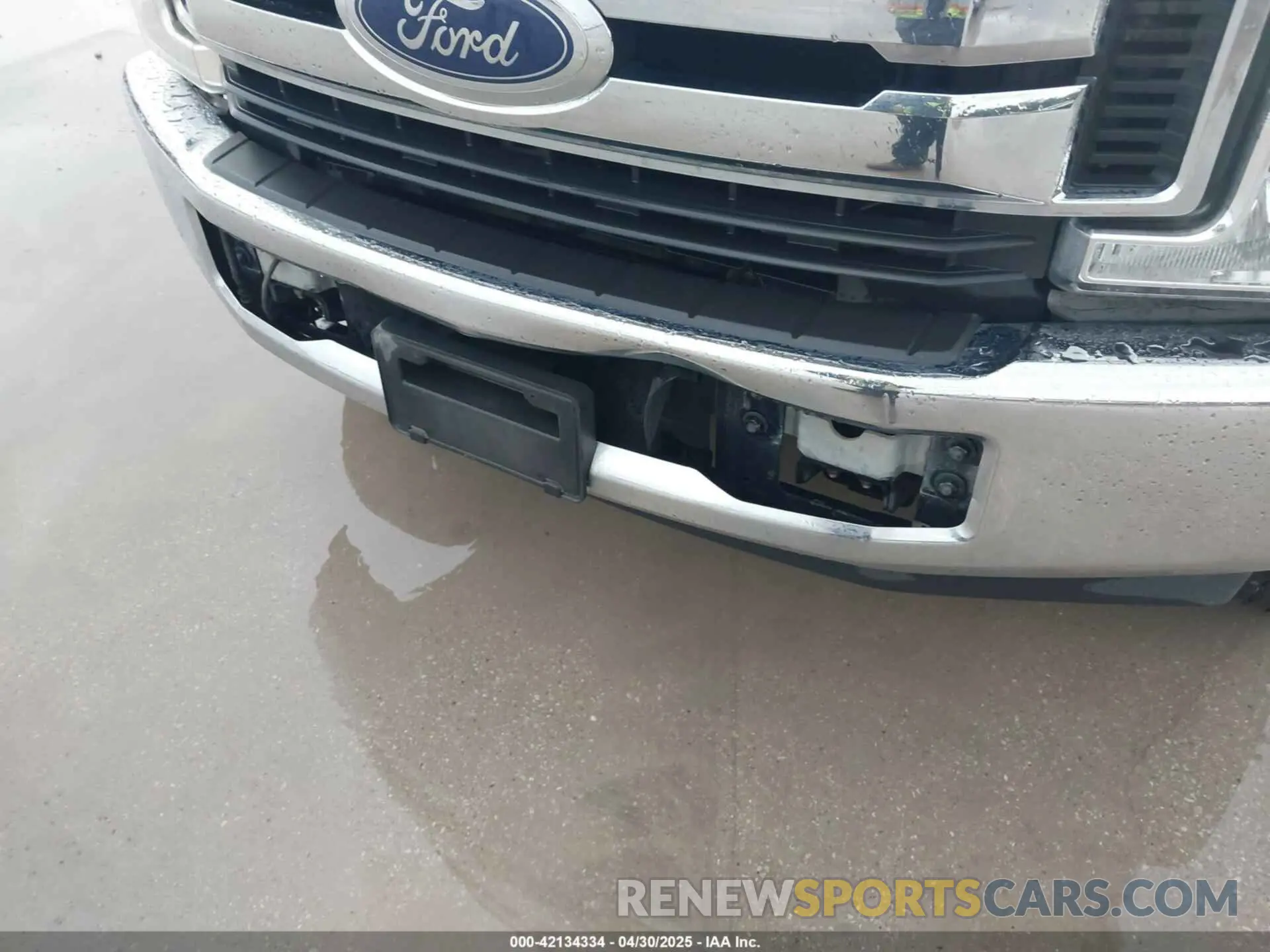 11 Photograph of a damaged car 1FDUF5GY4KEF91492 FORD F-550 CHASSIS 2019
