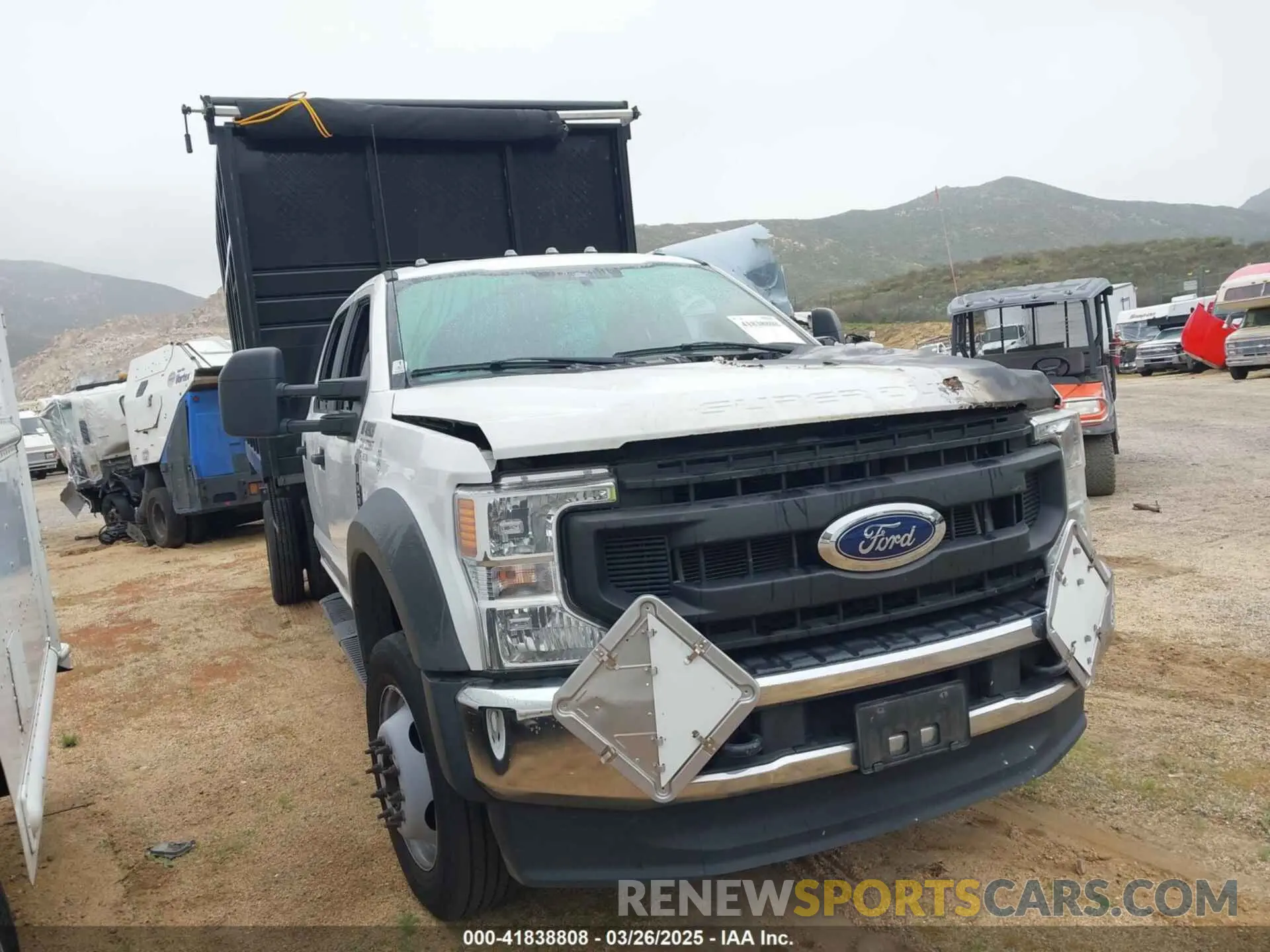 1 Photograph of a damaged car 1FDUF5GT0LED33895 FORD F-550 CHASSIS 2020