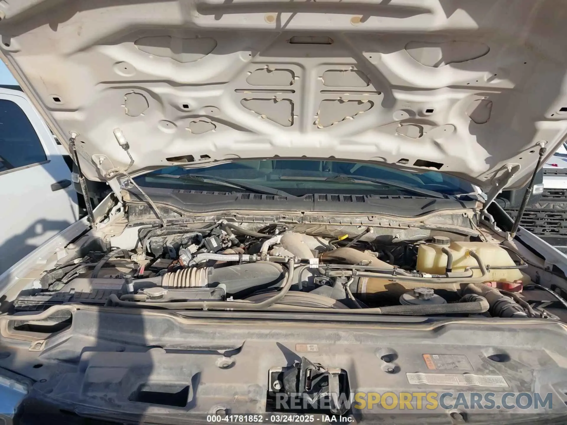 9 Photograph of a damaged car 1FD0X5HT4MED04735 FORD F-550 CHASSIS 2021