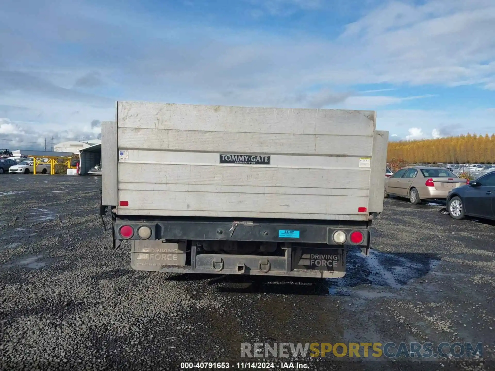 17 Photograph of a damaged car 1FDUF5GN4MED59192 FORD F-550 CHASSIS 2021