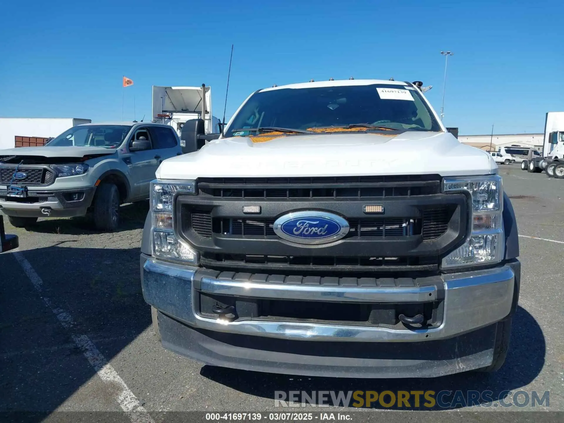 14 Photograph of a damaged car 1FD0X5GT7NEE93562 FORD F-550 CHASSIS 2022