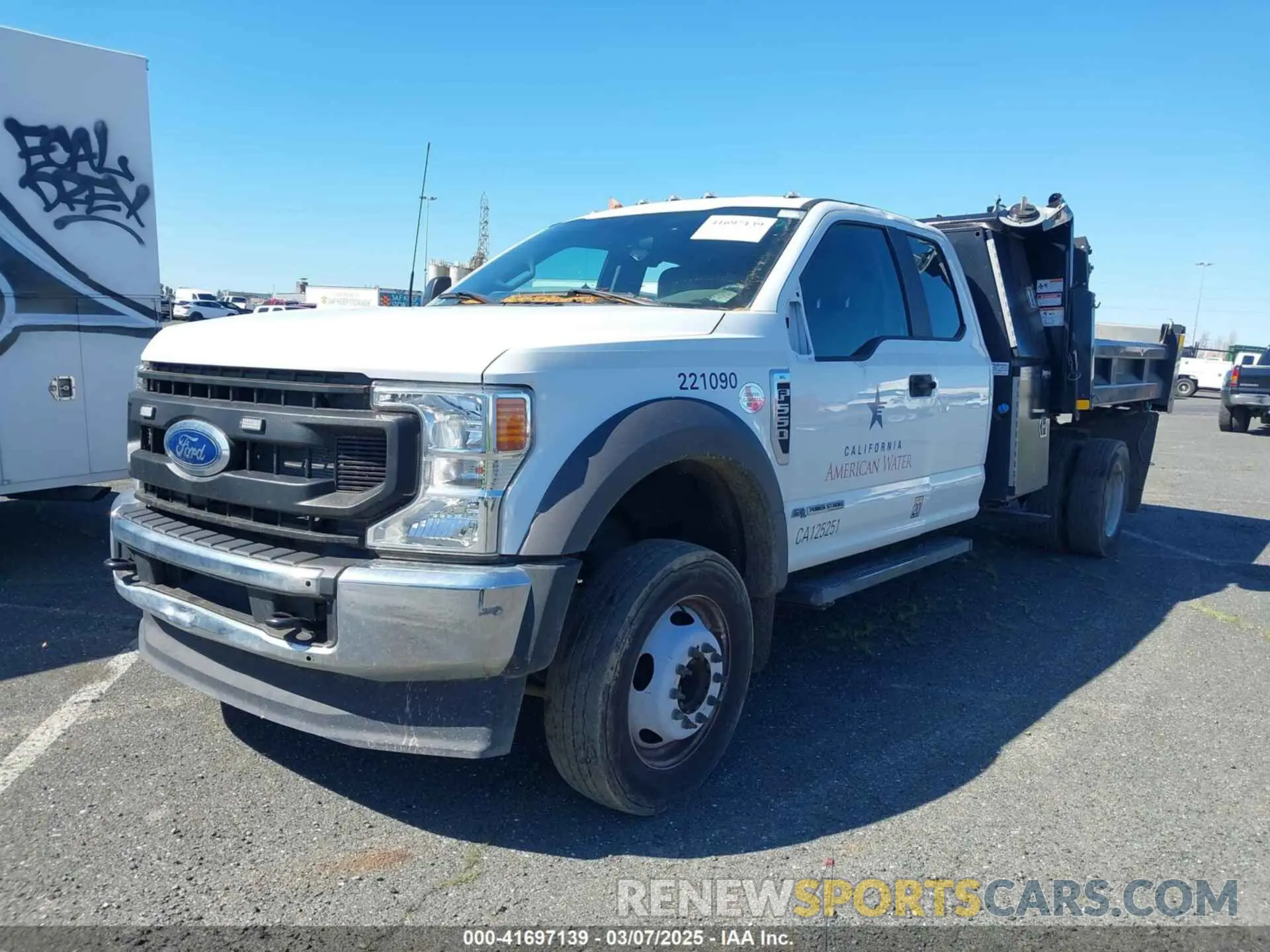 2 Photograph of a damaged car 1FD0X5GT7NEE93562 FORD F-550 CHASSIS 2022
