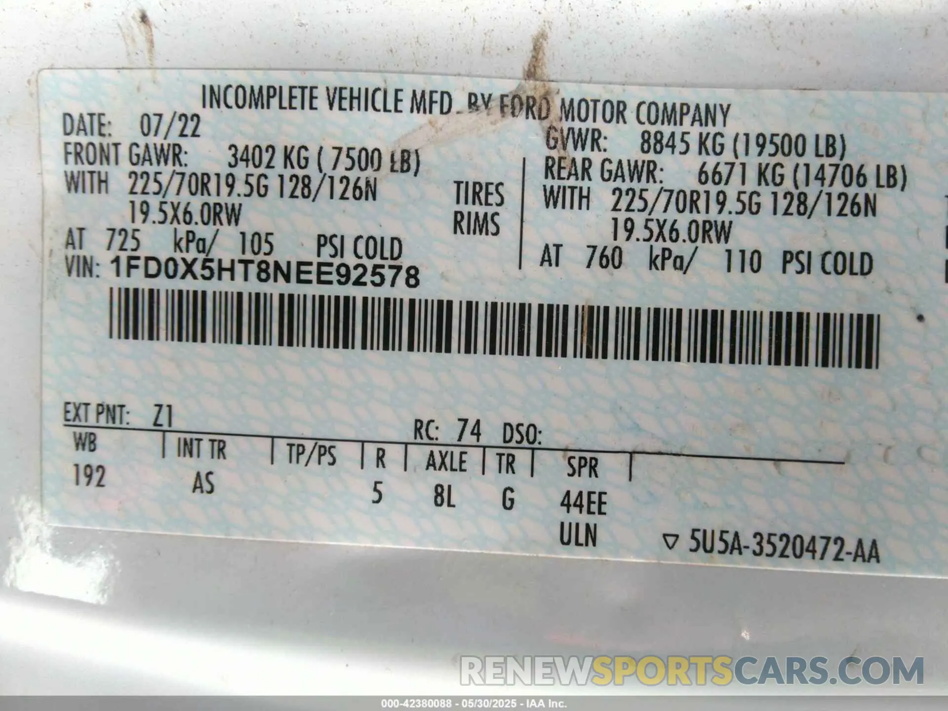 9 Photograph of a damaged car 1FD0X5HT8NEE92578 FORD F-550 CHASSIS 2022