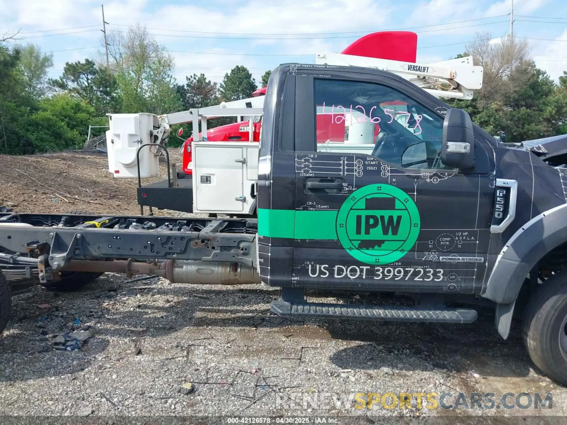13 Photograph of a damaged car 1FDUF5HT2NEE52260 FORD F-550 CHASSIS 2022