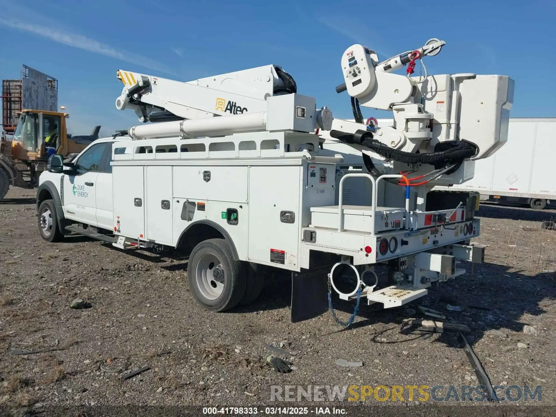 3 Photograph of a damaged car 1FD0X5HT2PEC35127 FORD F-550 CHASSIS 2023