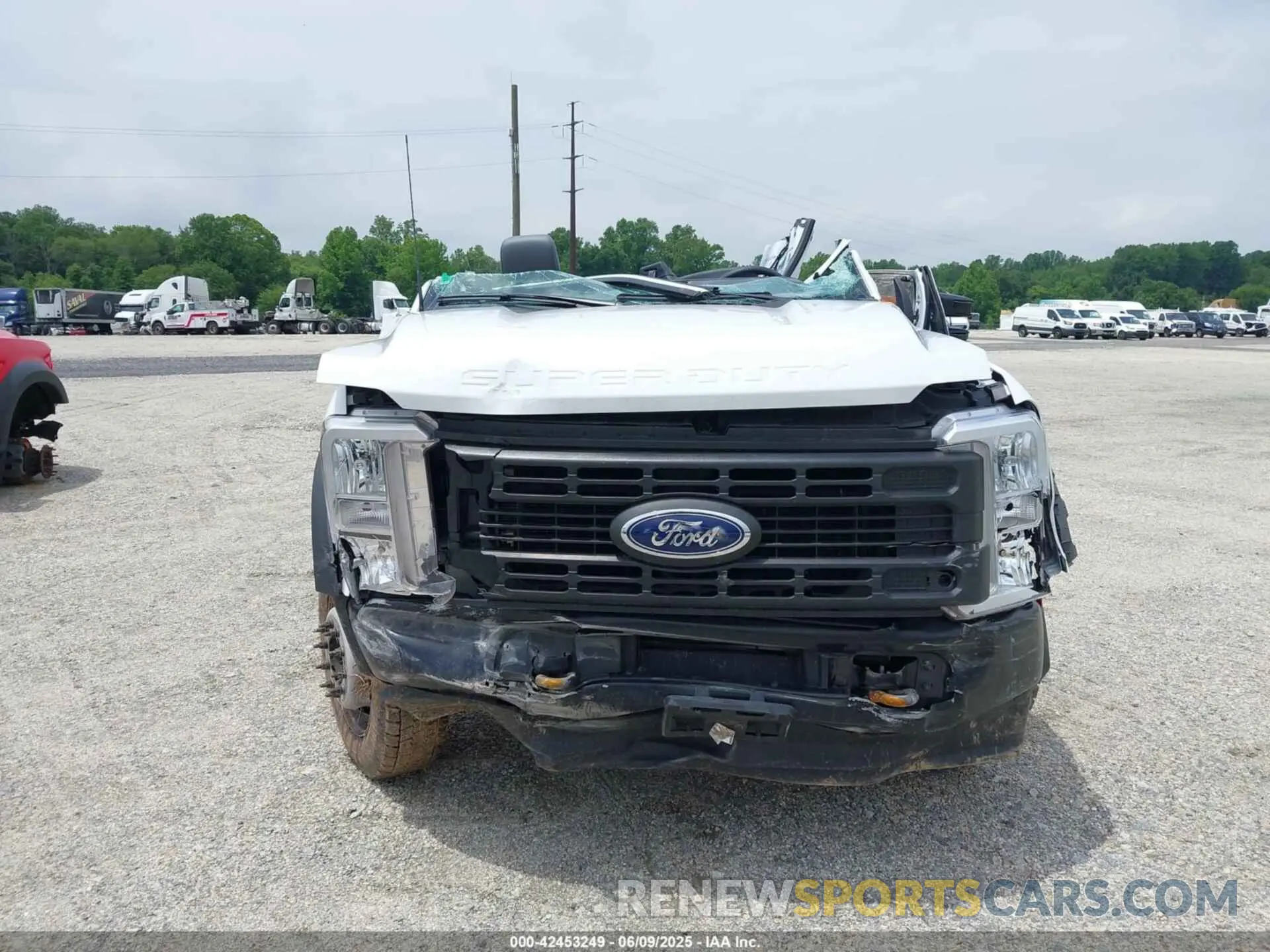 11 Photograph of a damaged car 1FDUF5GTXPDA08375 FORD F-550 CHASSIS 2023