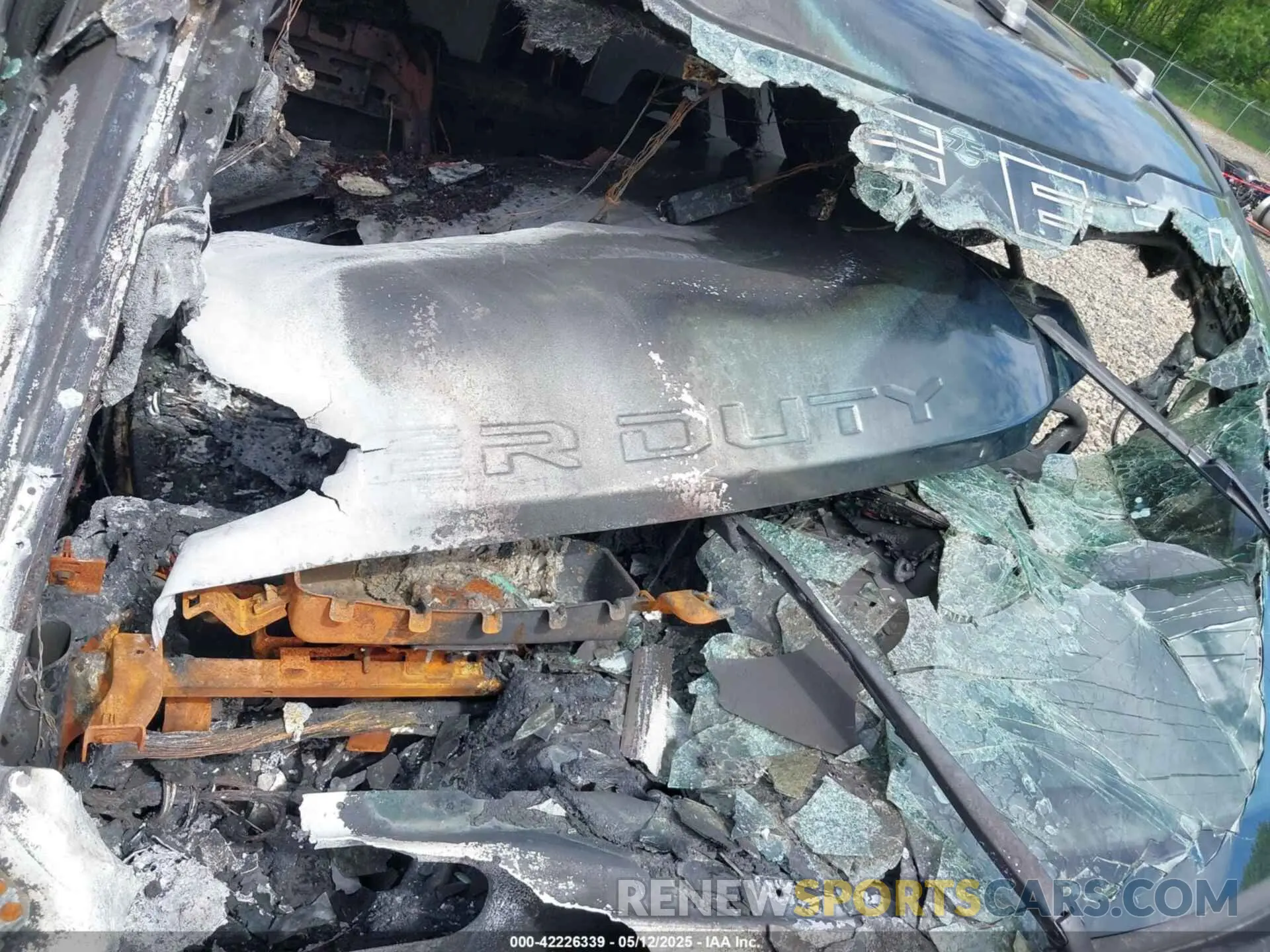 13 Photograph of a damaged car 1FDUF5HT6PDA01194 FORD F-550 CHASSIS 2023
