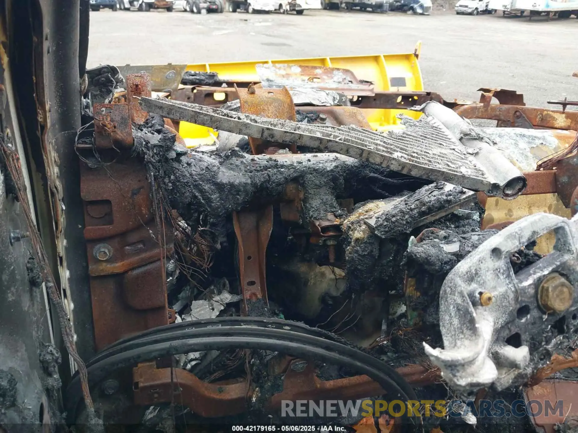 6 Photograph of a damaged car 1FDUF5HN1RDA13855 FORD F-550 CHASSIS 2024