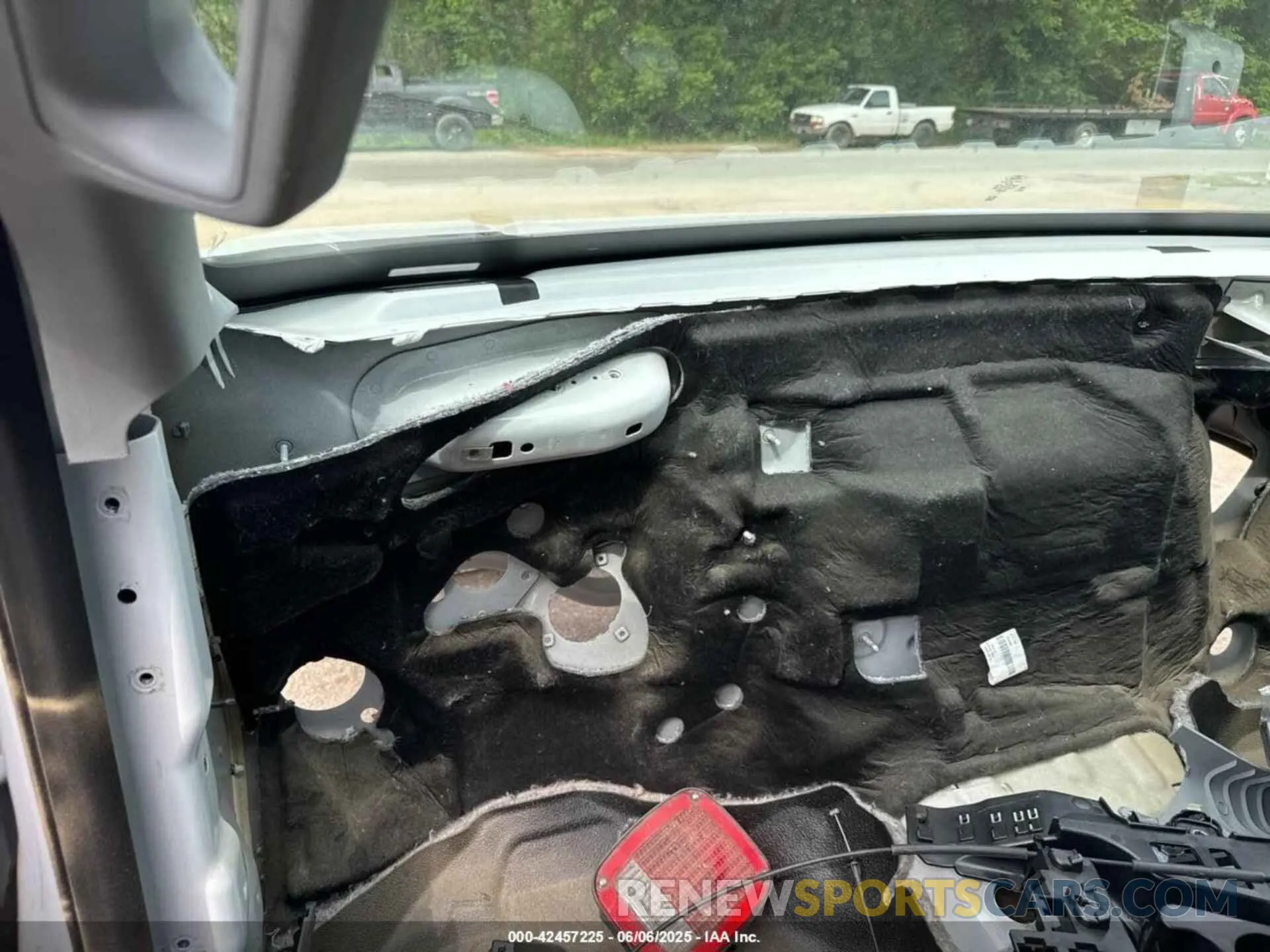 6 Photograph of a damaged car 1FDUF5HT3RED06942 FORD F-550 CHASSIS 2024