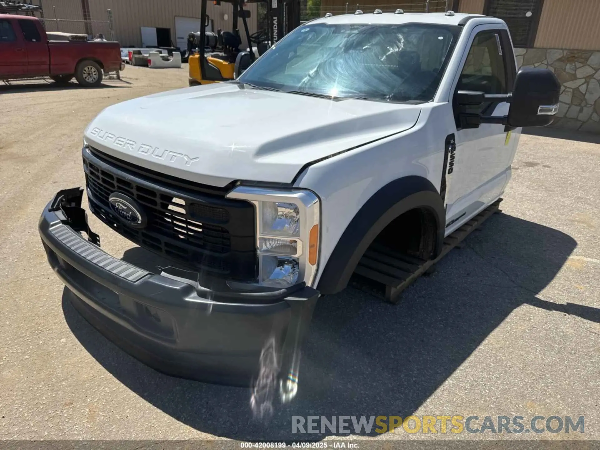 2 Photograph of a damaged car 1FDUF5HT8REC78958 FORD F-550 CHASSIS 2024
