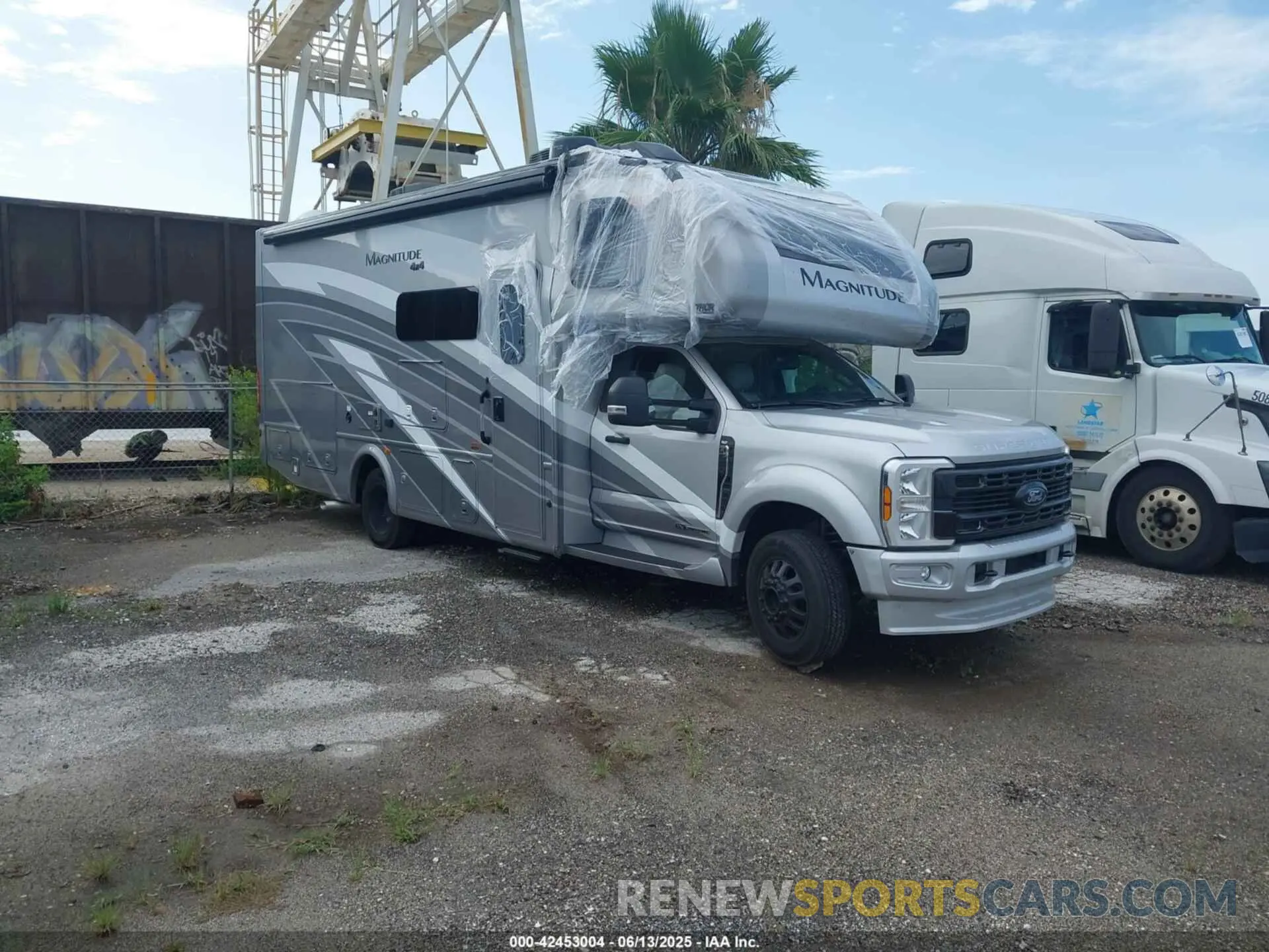 1 Photograph of a damaged car 1FDUF5HTXRDA00083 FORD F-550 CHASSIS 2024