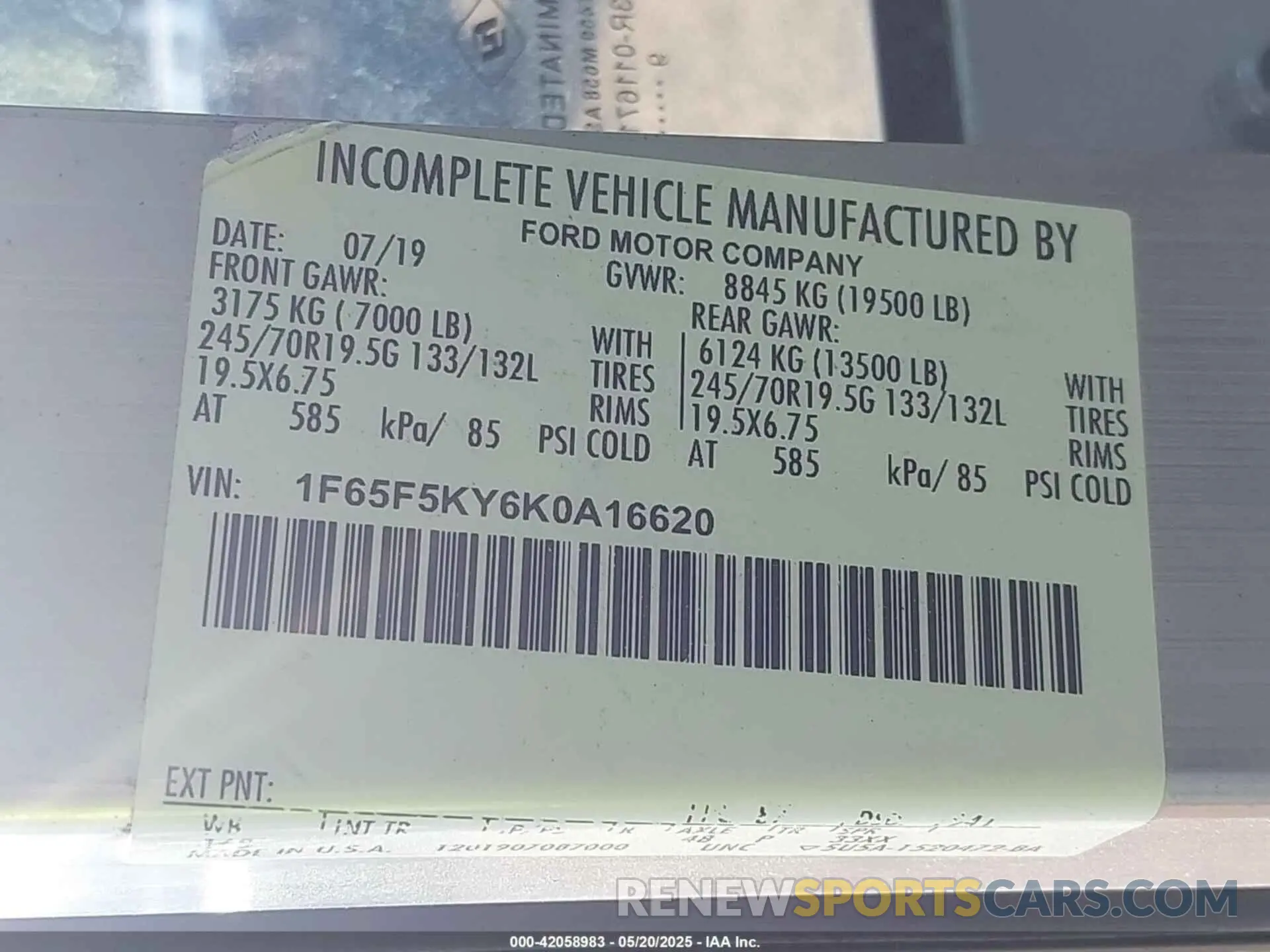 8 Photograph of a damaged car 1F65F5KY6K0A16620 FORD F-59 COMMERCIAL STRIPPED 2019