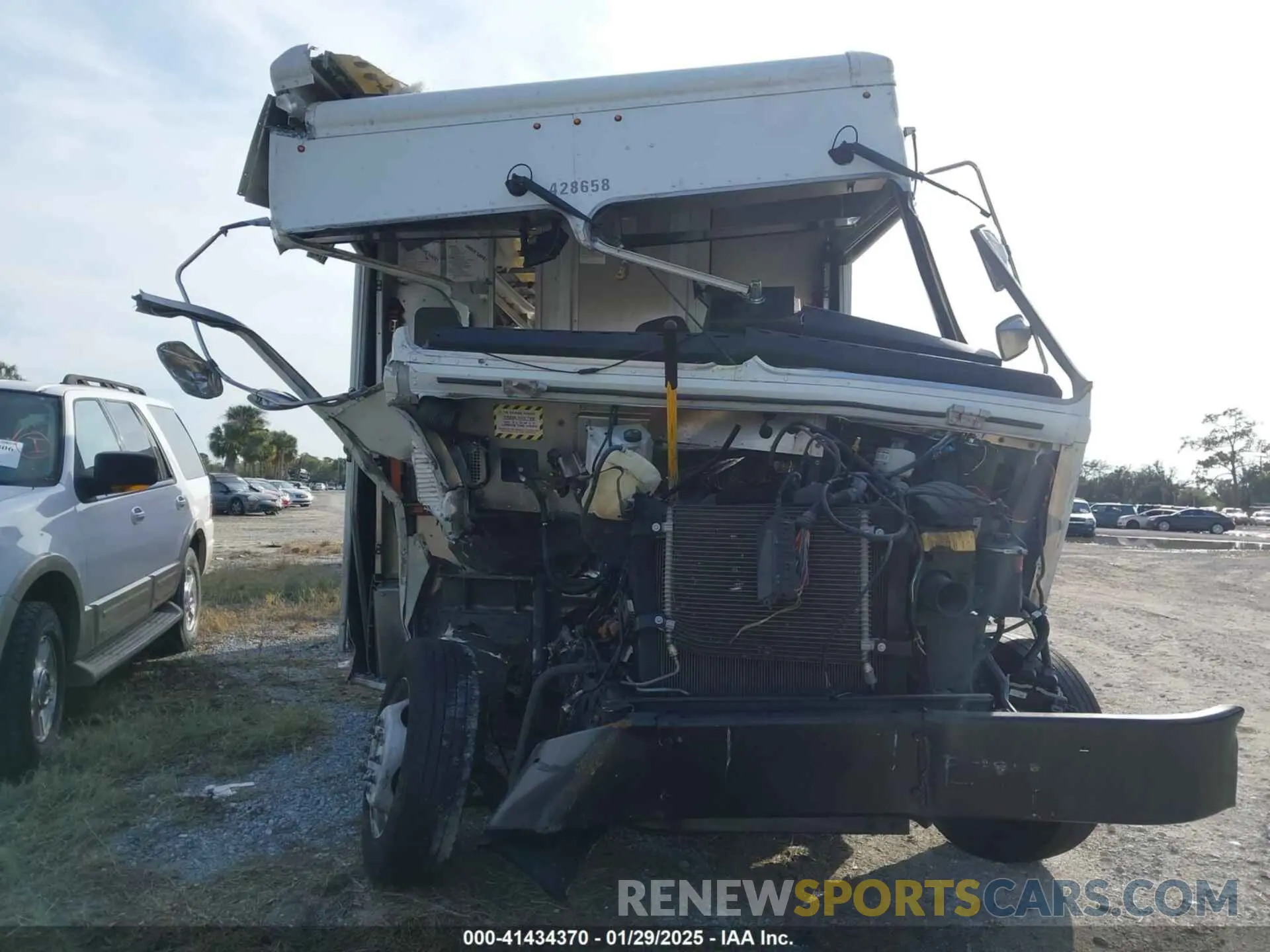 10 Photograph of a damaged car 1F65F5KYXK0A21643 FORD F-59 COMMERCIAL STRIPPED 2019