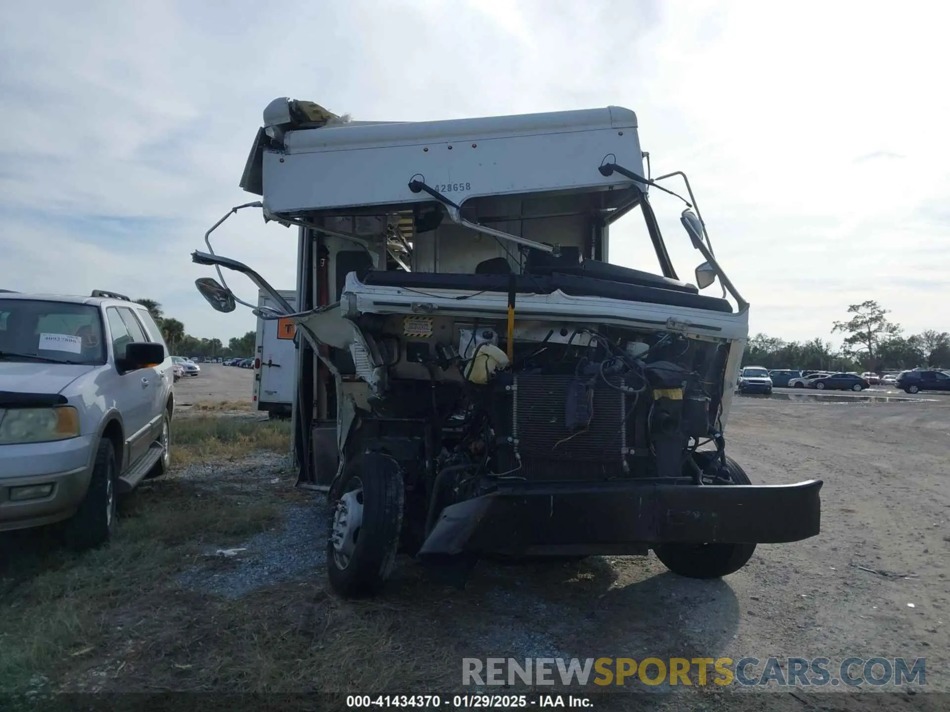 11 Photograph of a damaged car 1F65F5KYXK0A21643 FORD F-59 COMMERCIAL STRIPPED 2019