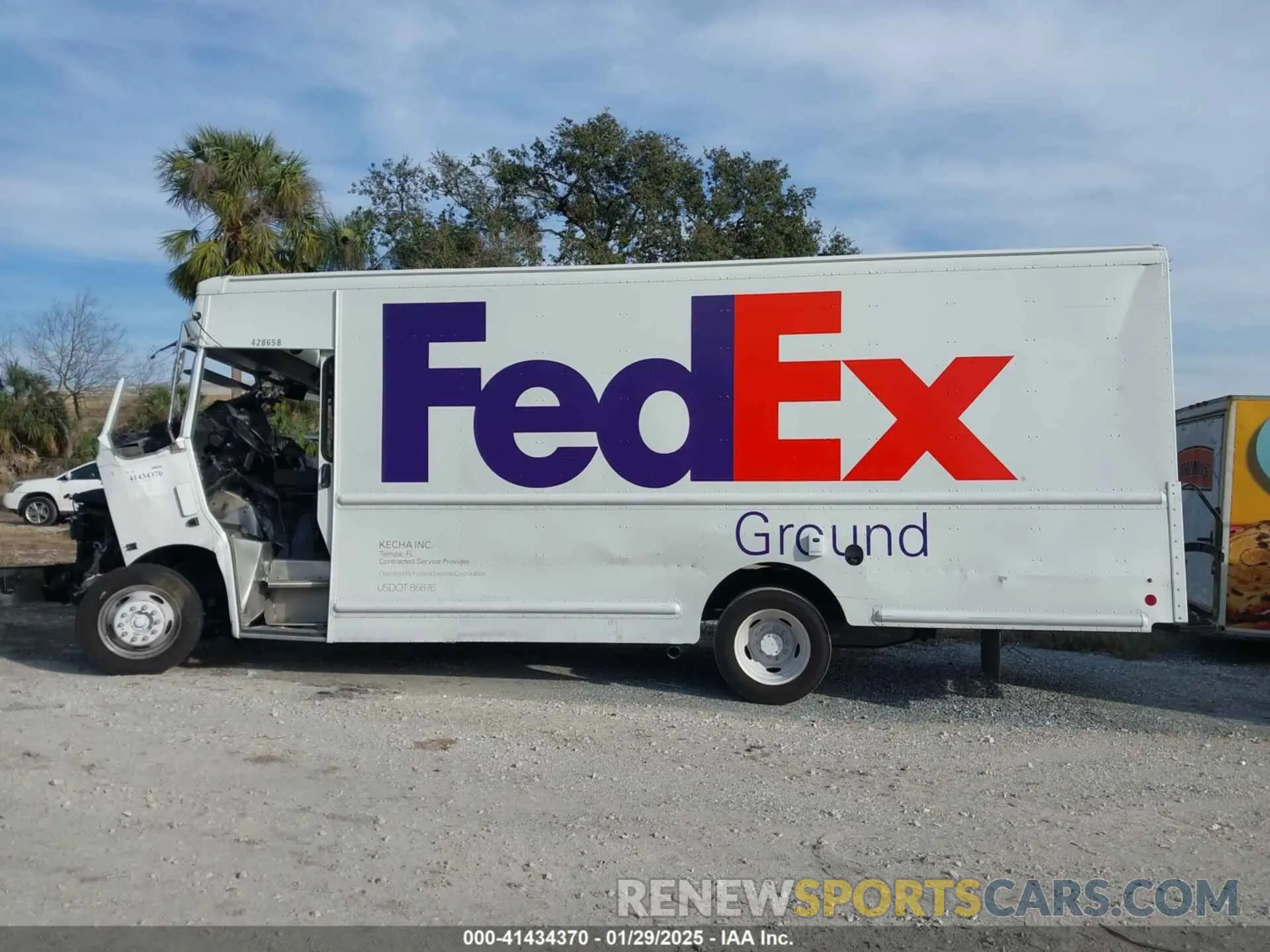 13 Photograph of a damaged car 1F65F5KYXK0A21643 FORD F-59 COMMERCIAL STRIPPED 2019