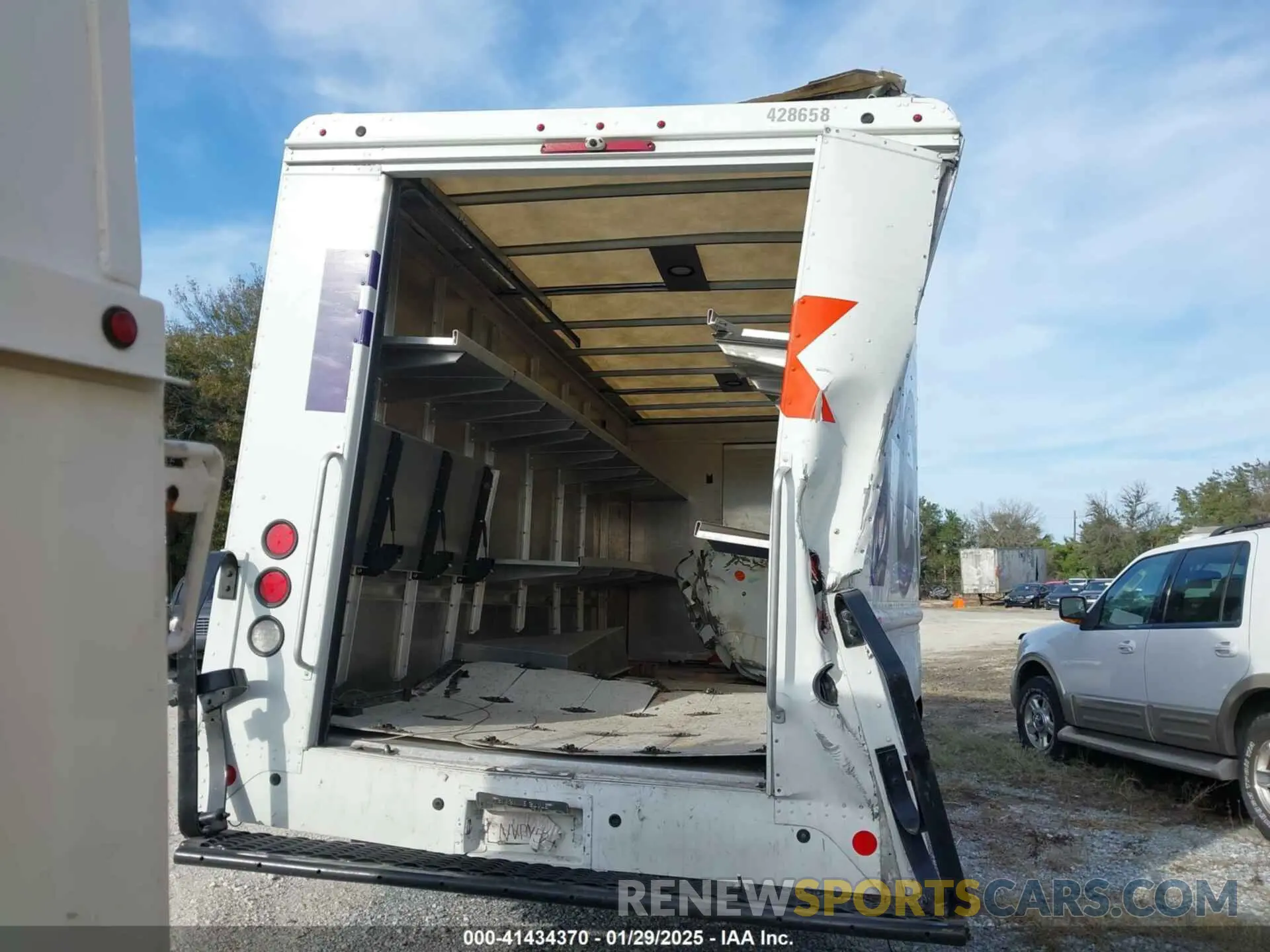 14 Photograph of a damaged car 1F65F5KYXK0A21643 FORD F-59 COMMERCIAL STRIPPED 2019