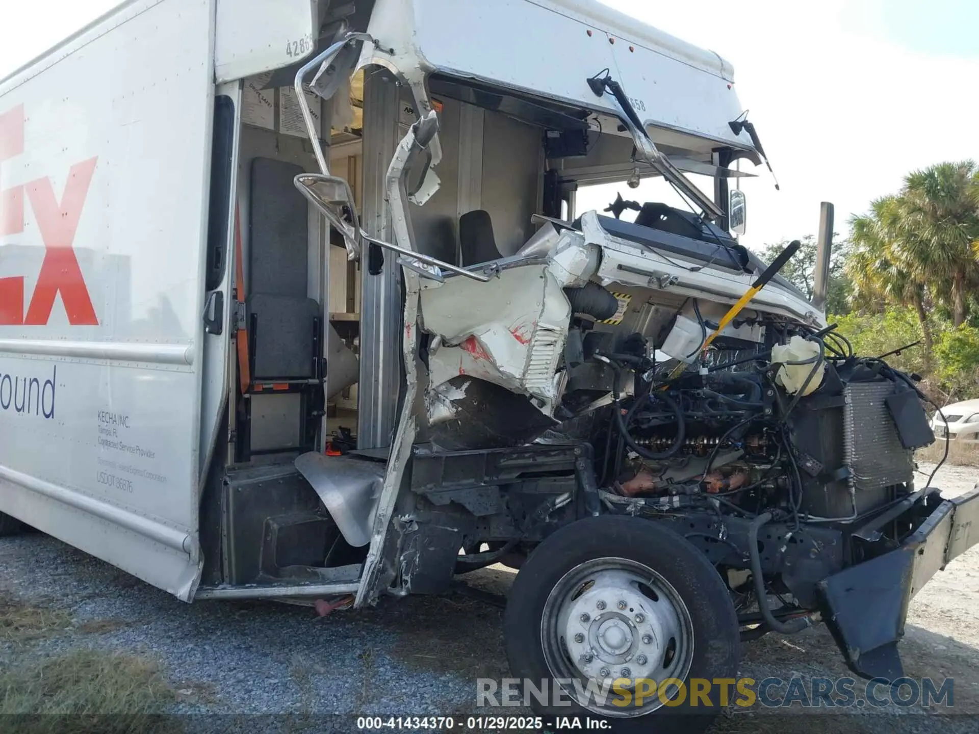 15 Photograph of a damaged car 1F65F5KYXK0A21643 FORD F-59 COMMERCIAL STRIPPED 2019
