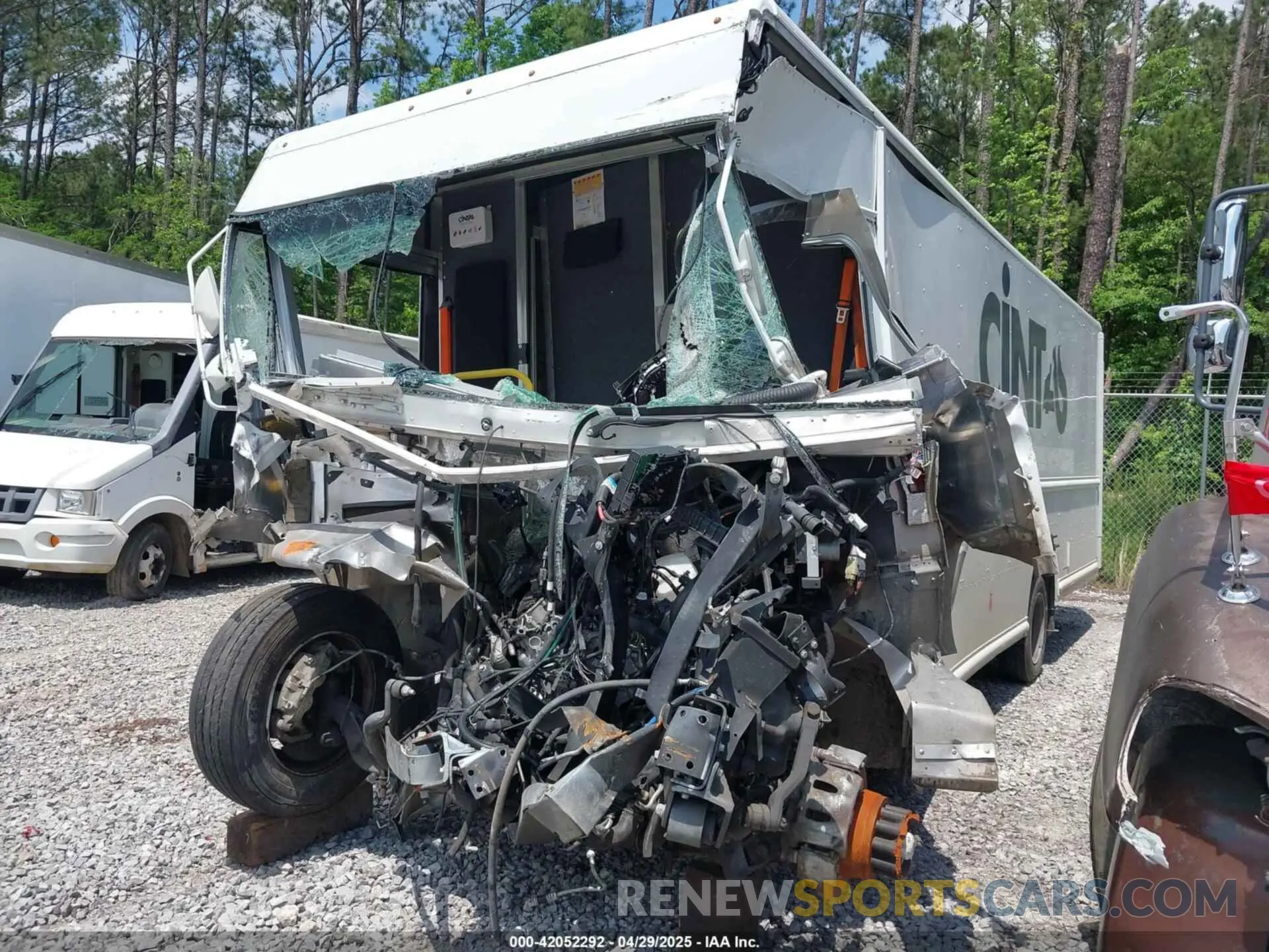 11 Photograph of a damaged car 1F66F5KN5N0A13903 FORD F-59 COMMERCIAL STRIPPED 2022