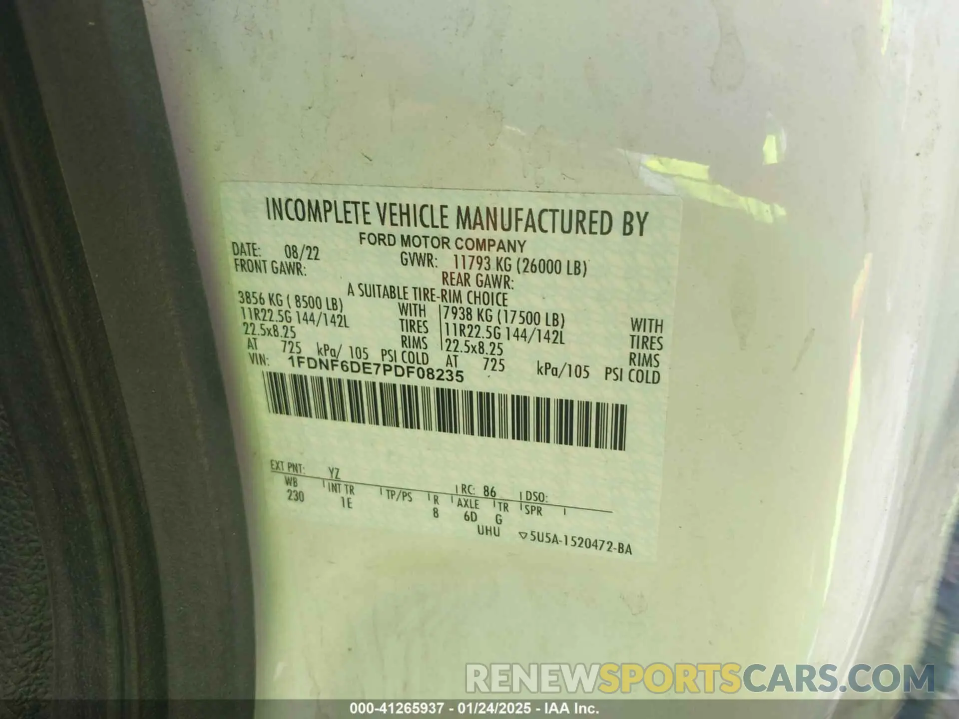 9 Photograph of a damaged car 1FDNF6DE7PDF08235 FORD F-650 DIESEL 2023