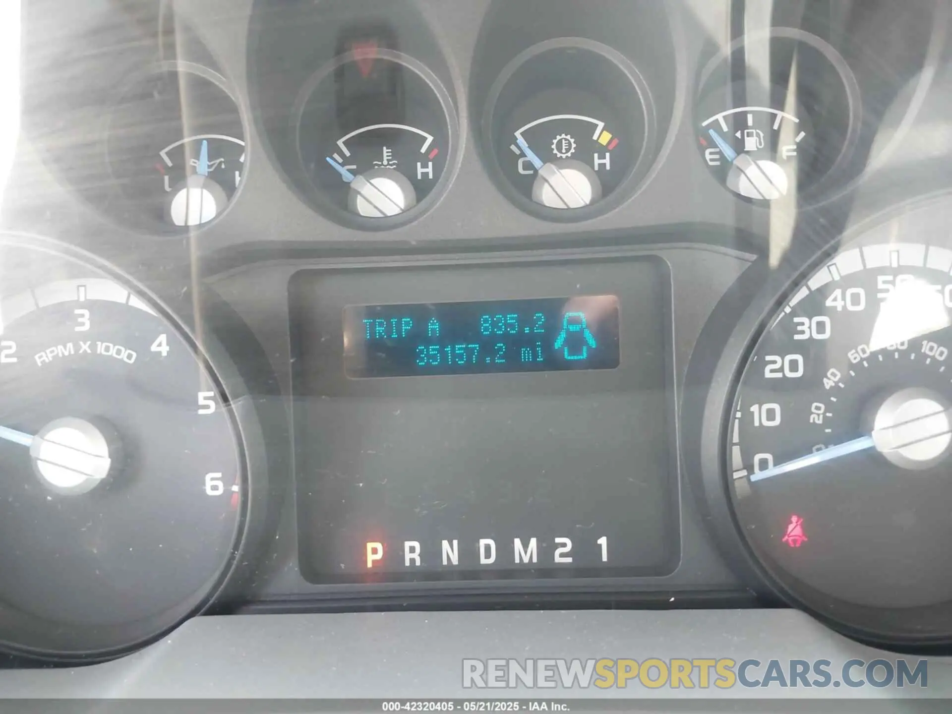 5 Photograph of a damaged car 1FDNF6AY9KDF15002 FORD F-650 GAS 2019