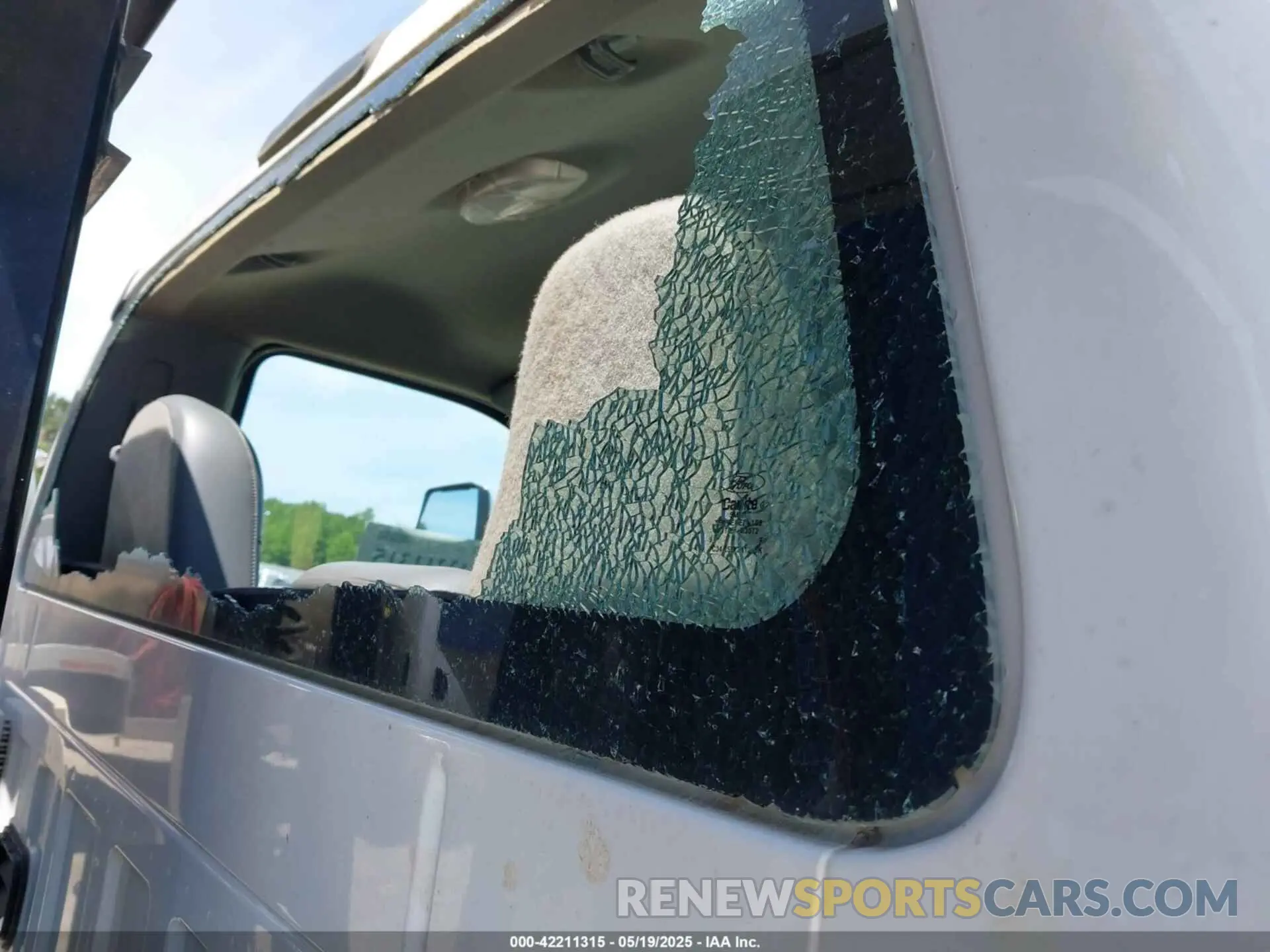 11 Photograph of a damaged car 1FDWF7DEHMDF00585 FORD F-750 DIESEL 2021