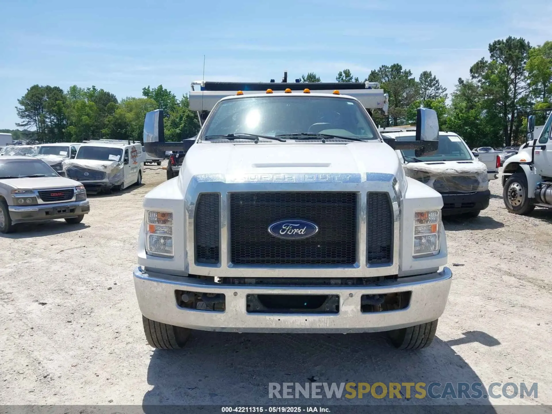 23 Photograph of a damaged car 1FDWF7DEHMDF00585 FORD F-750 DIESEL 2021