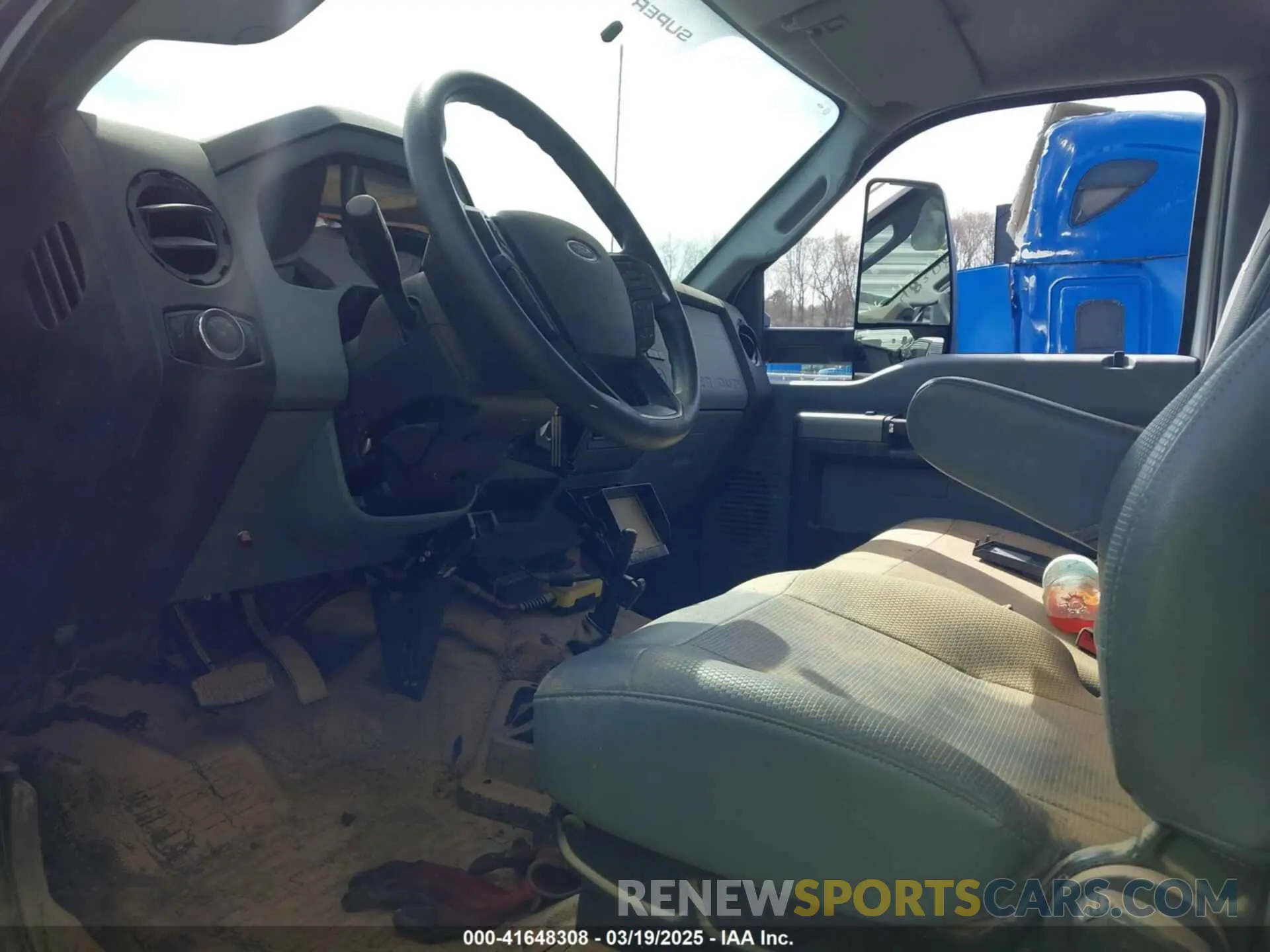 5 Photograph of a damaged car 1FDNF7AN7PDF11257 FORD F-750 GAS 2023