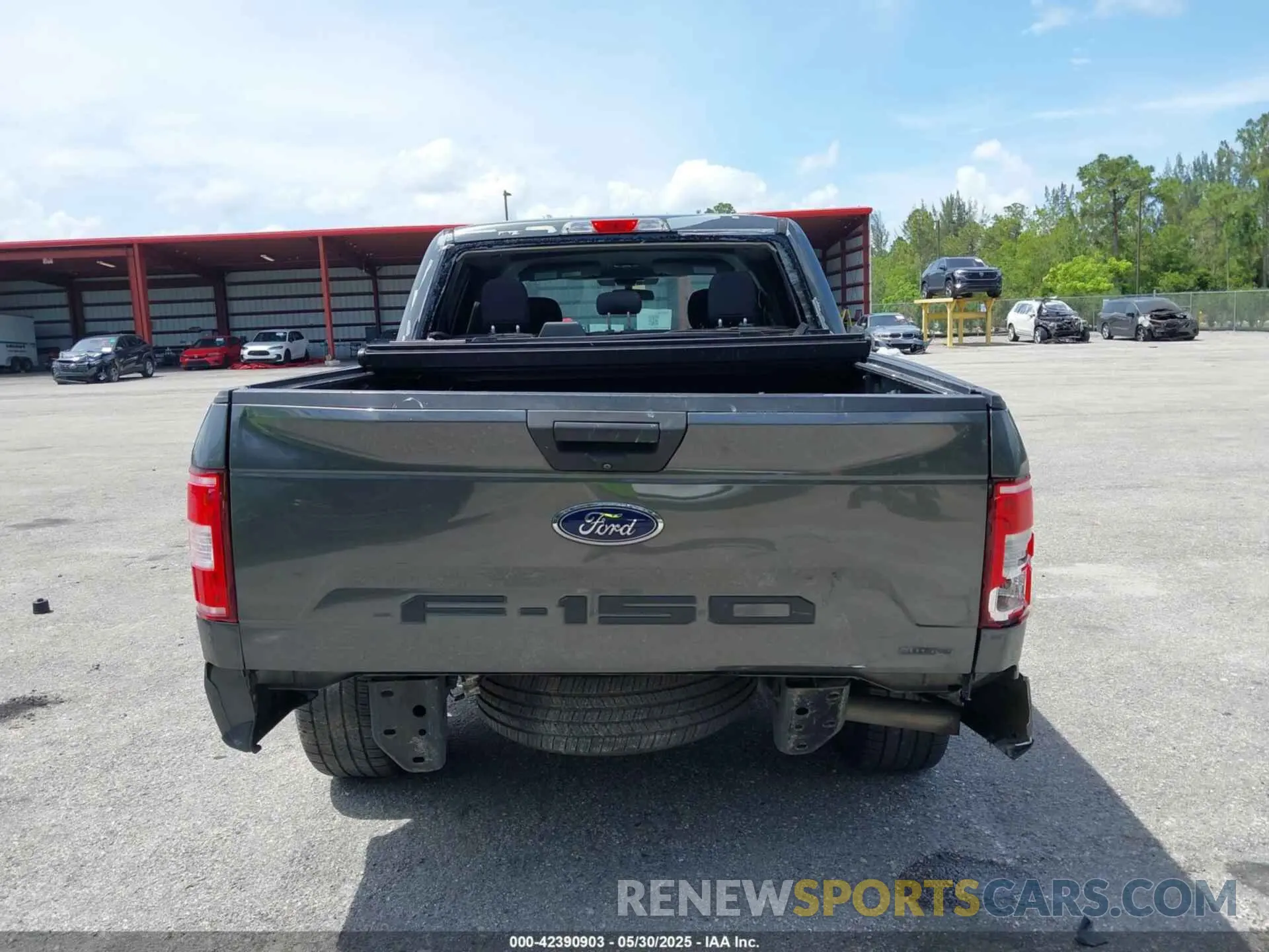 17 Photograph of a damaged car 1FTEW1CP8KFC02796 FORD F150 2019