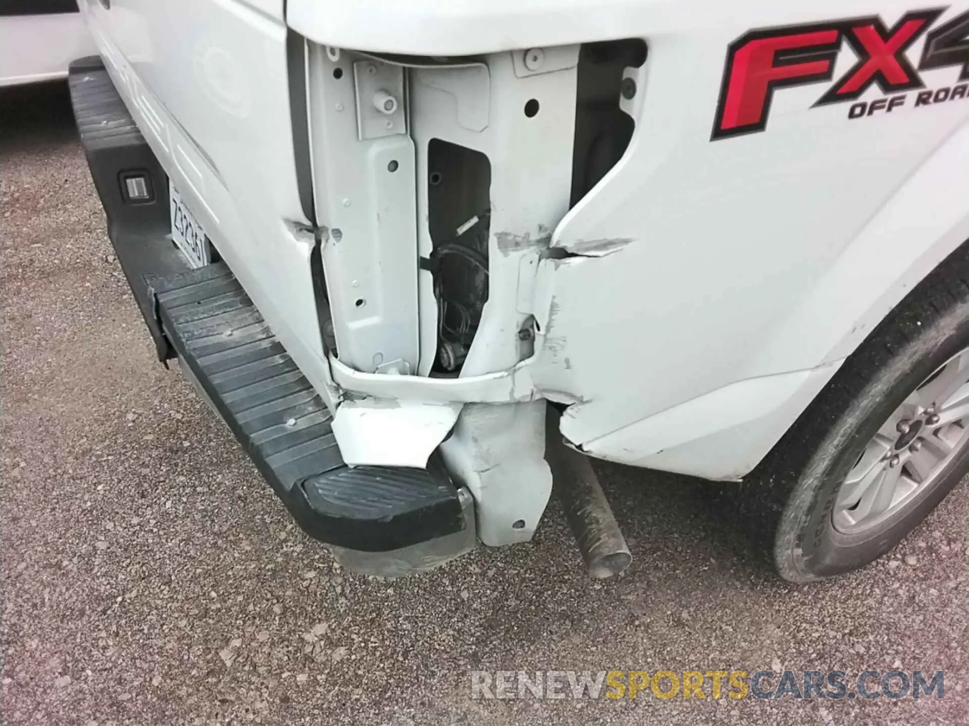 1 Photograph of a damaged car 1FTEW1E50KKC27405 FORD F150 2019