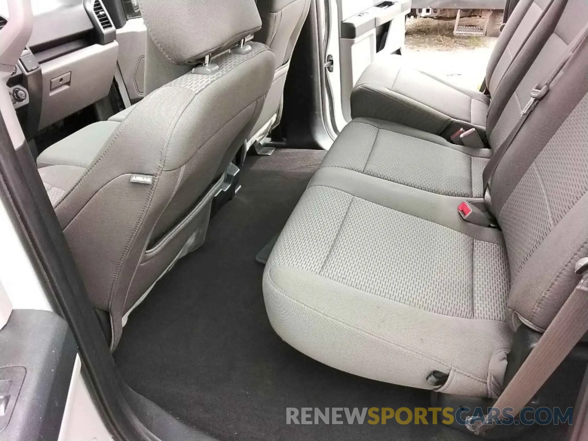 21 Photograph of a damaged car 1FTEW1E50KKC27405 FORD F150 2019
