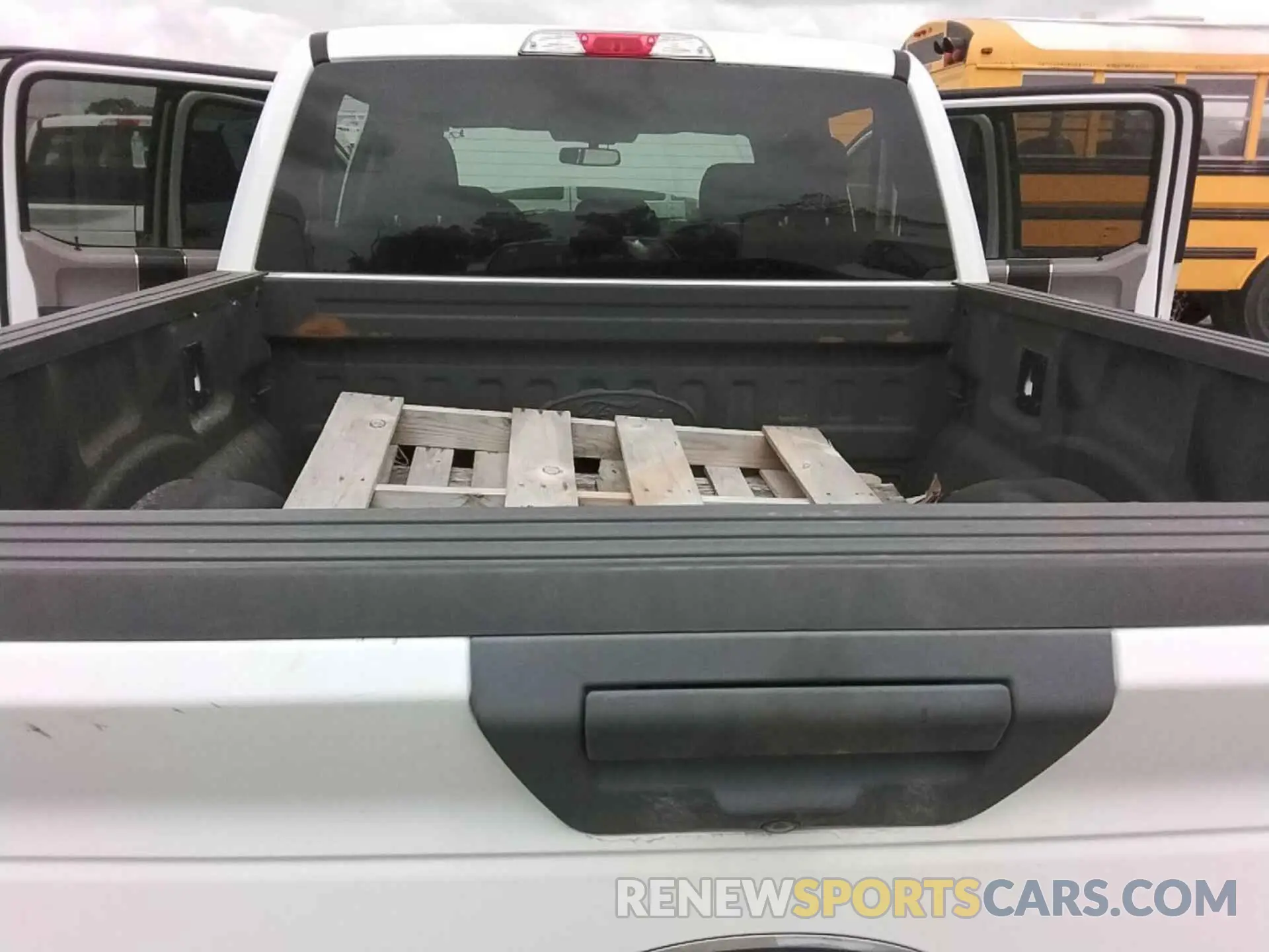 25 Photograph of a damaged car 1FTEW1E50KKC27405 FORD F150 2019