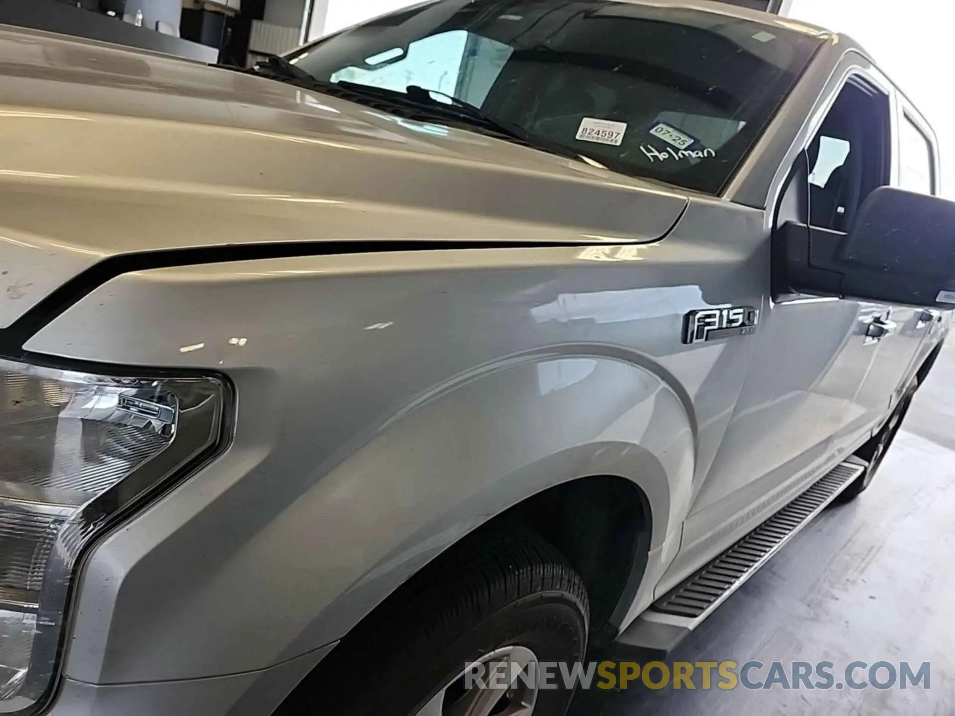 10 Photograph of a damaged car 1FTEW1EB9KKE41508 FORD F150 2019