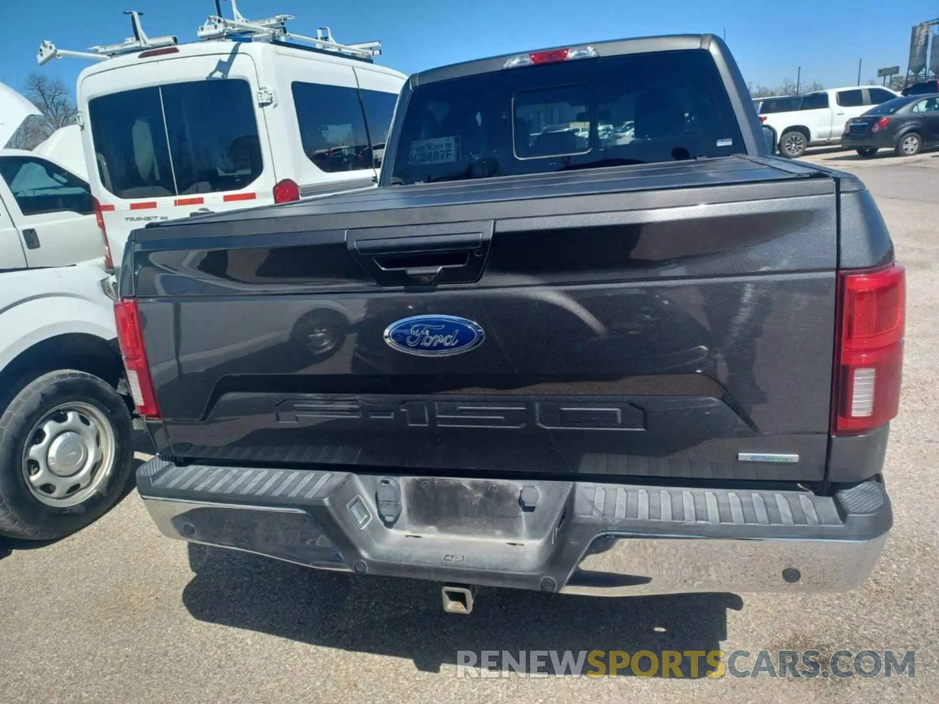 16 Photograph of a damaged car 1FTEW1EP1KKD58926 FORD F150 2019