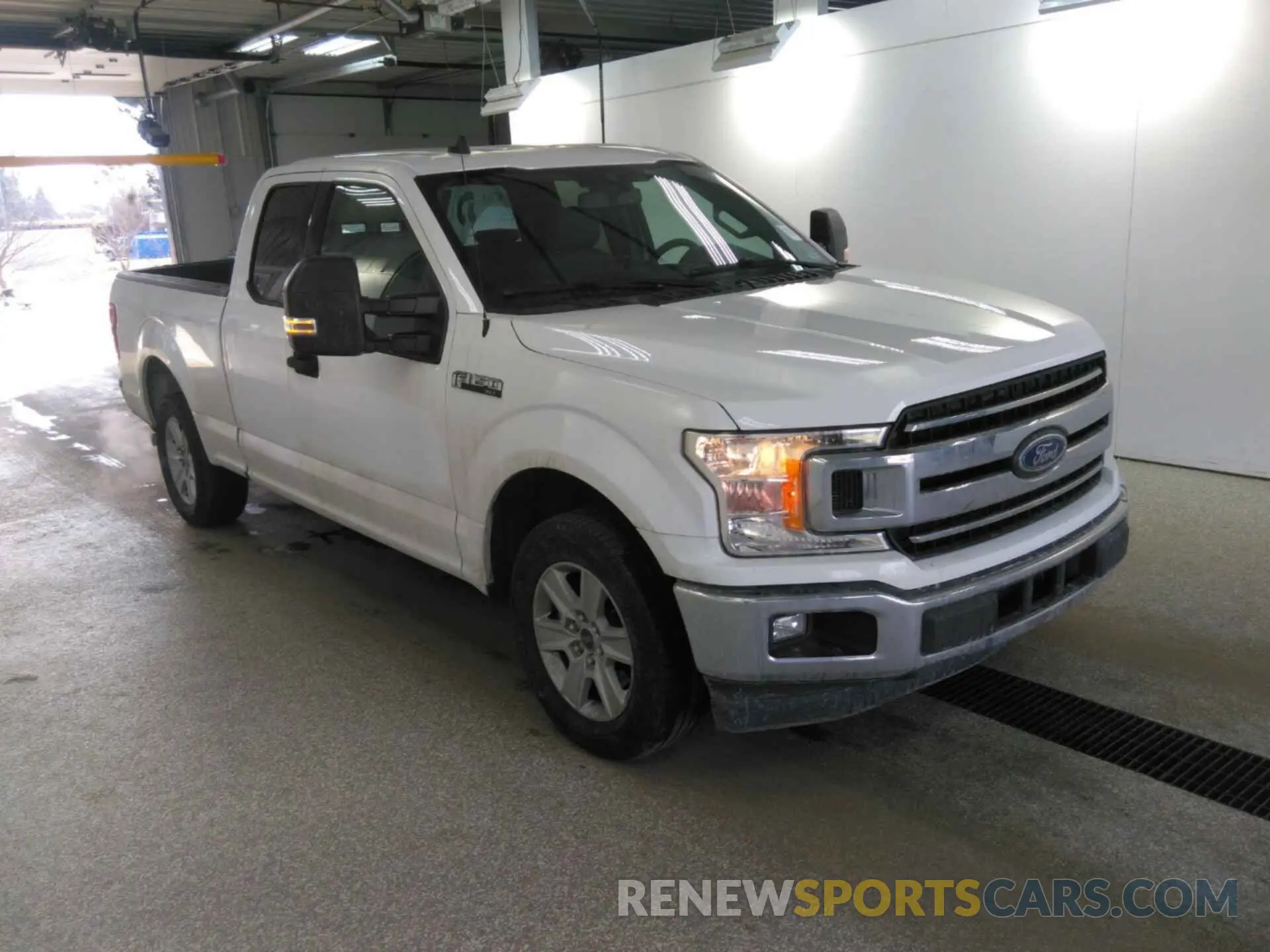 6 Photograph of a damaged car 1FTEX1C46KKE10542 FORD F150 2019